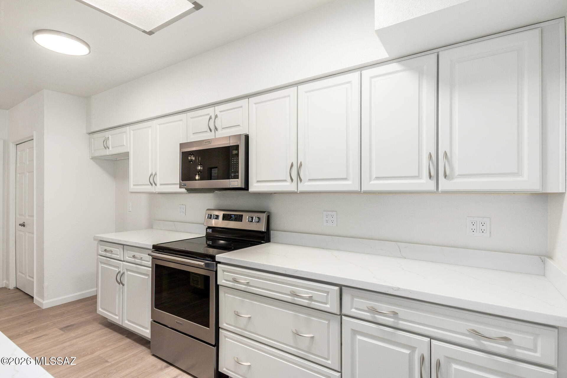 750 W Camino Iturbide