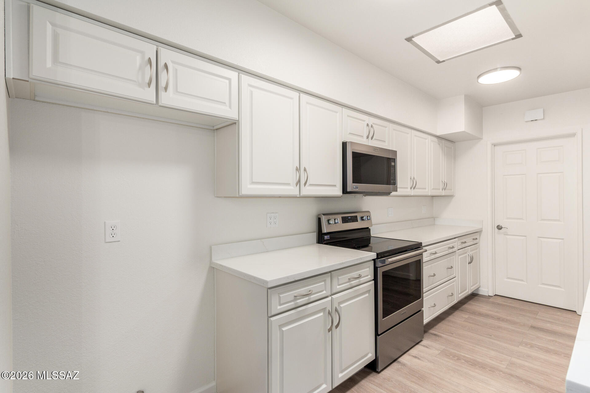 750 W Camino Iturbide