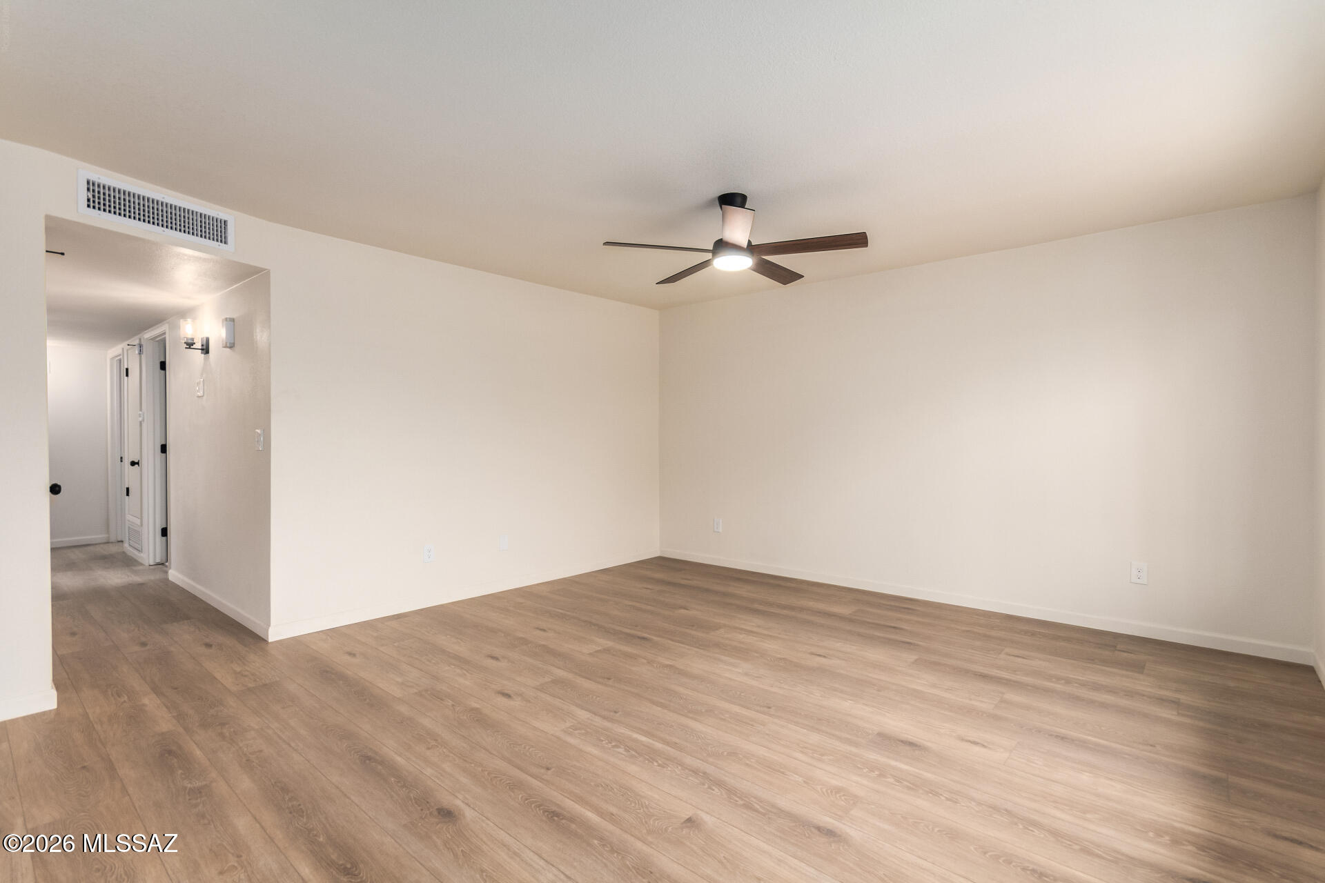 5174 Mountain Avenue