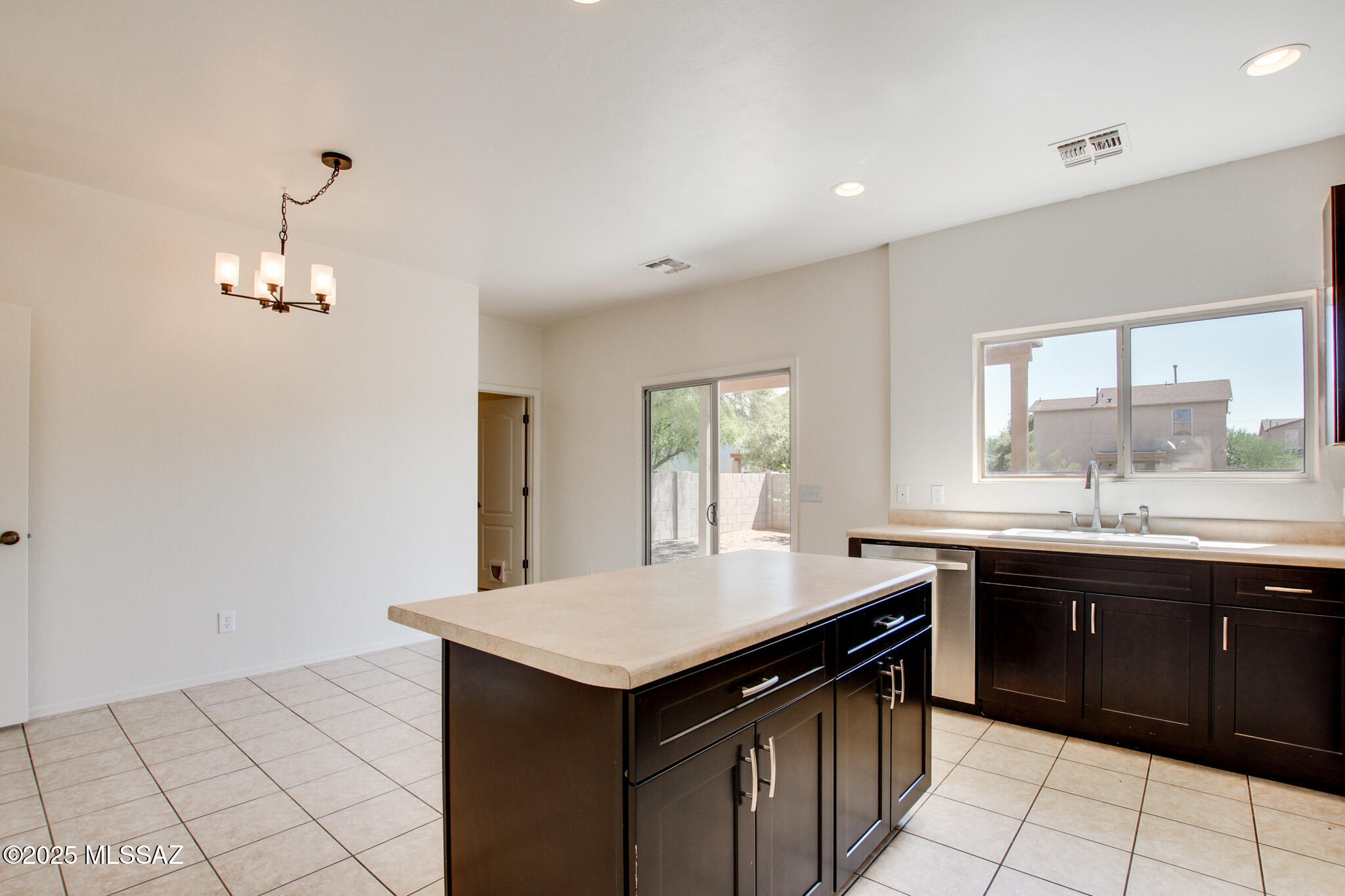 6257 E Stonechat Drive
