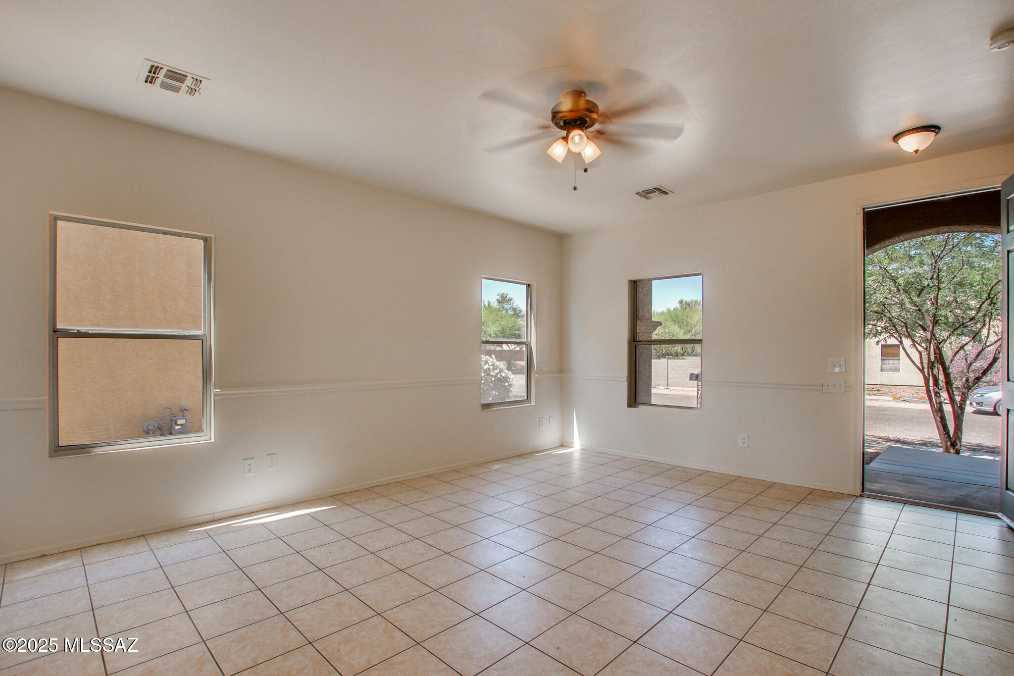 6257 E Stonechat Drive