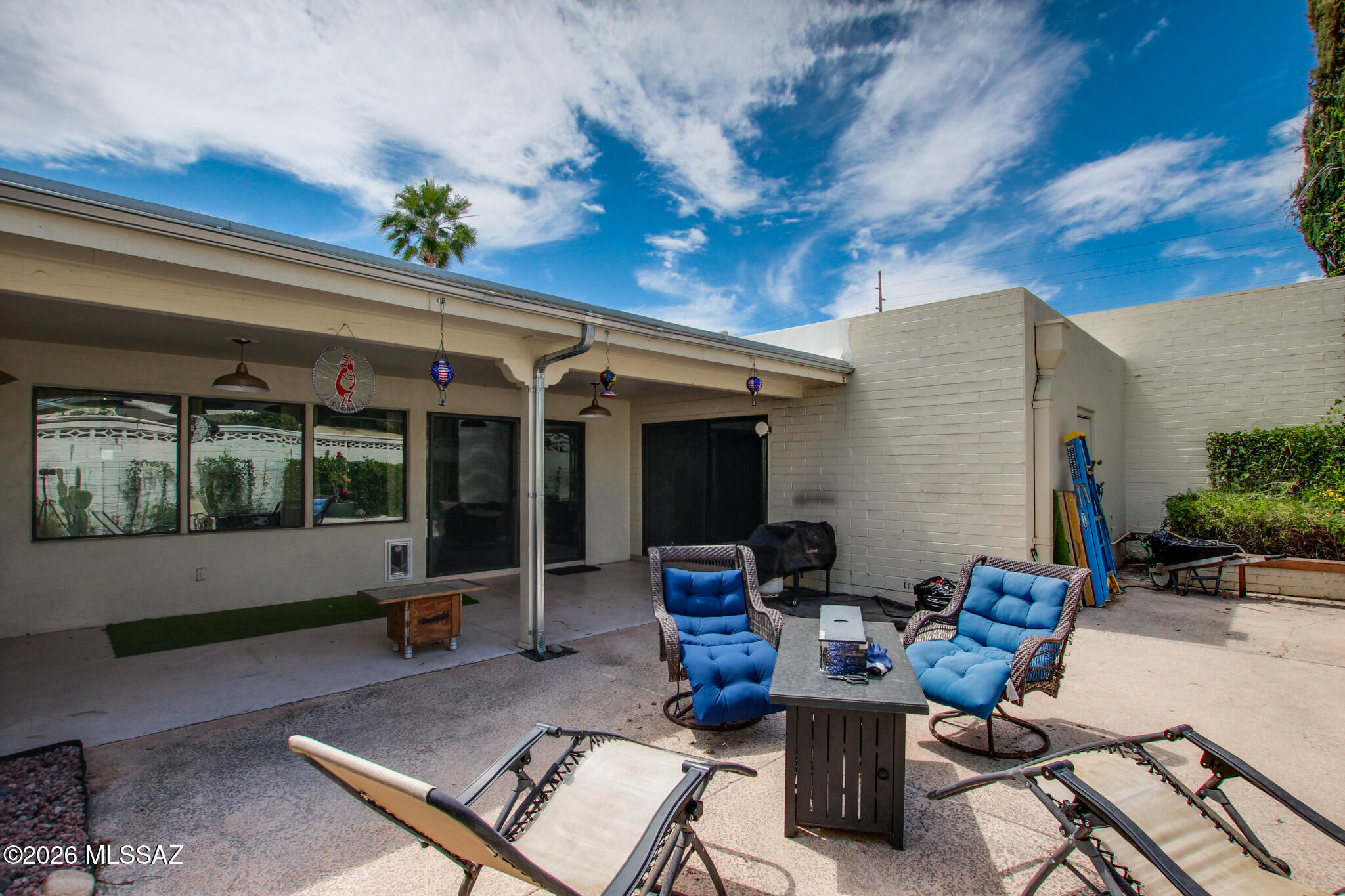 6100 N Oracle Road 19