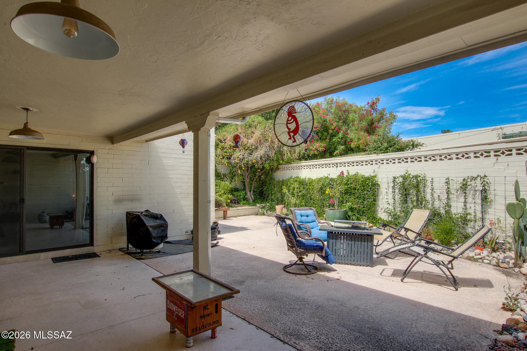 6100 N Oracle Road 19