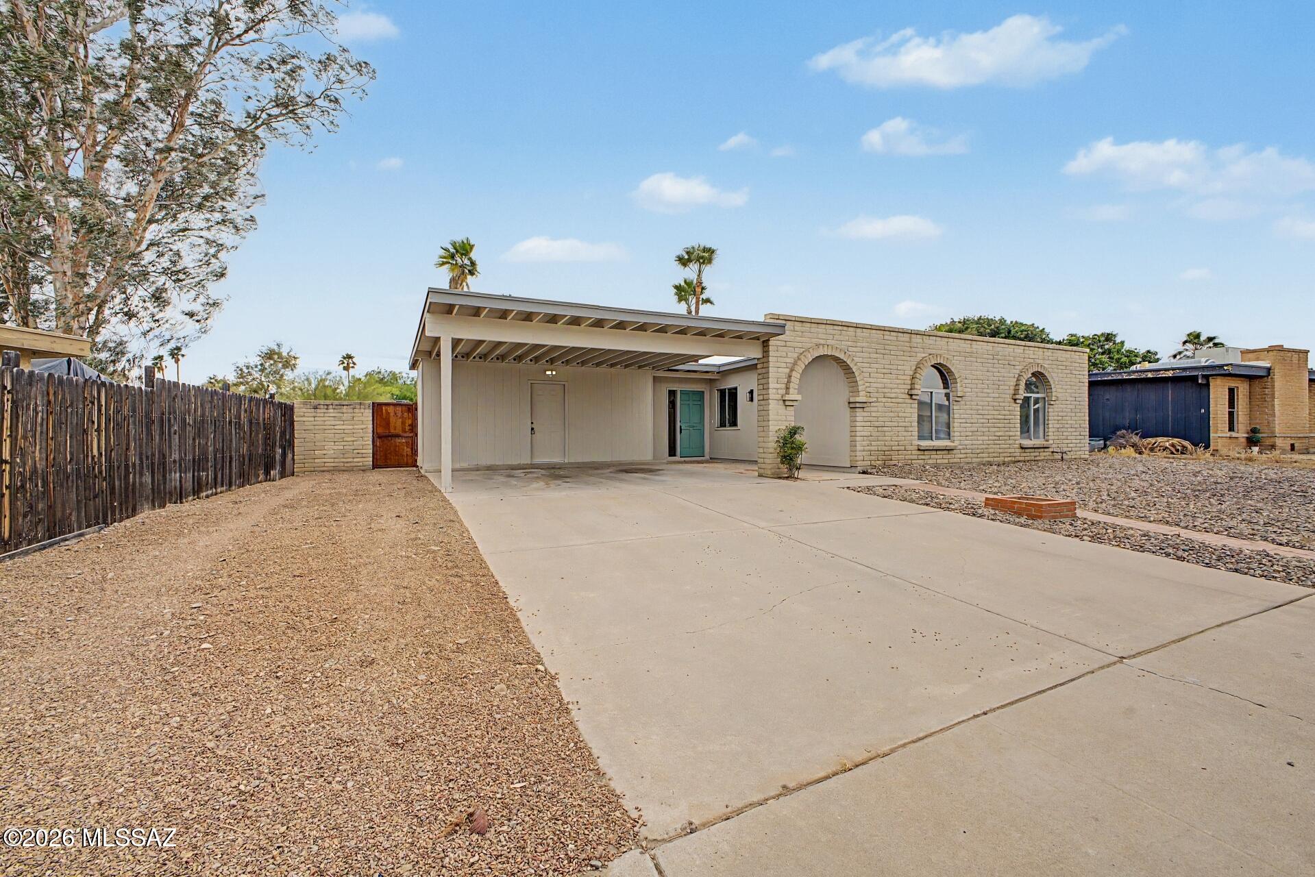 3343 W Marlene Street