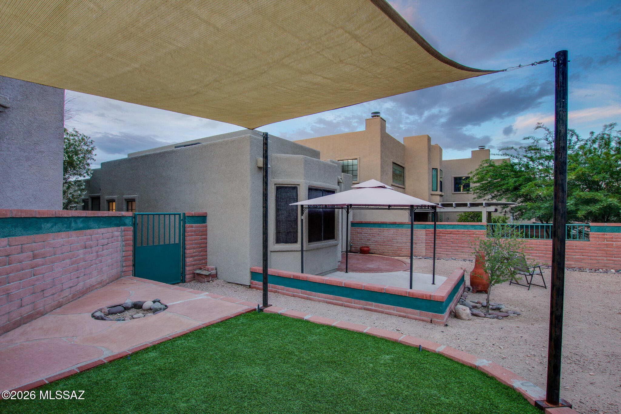 3171 W Champagne Drive