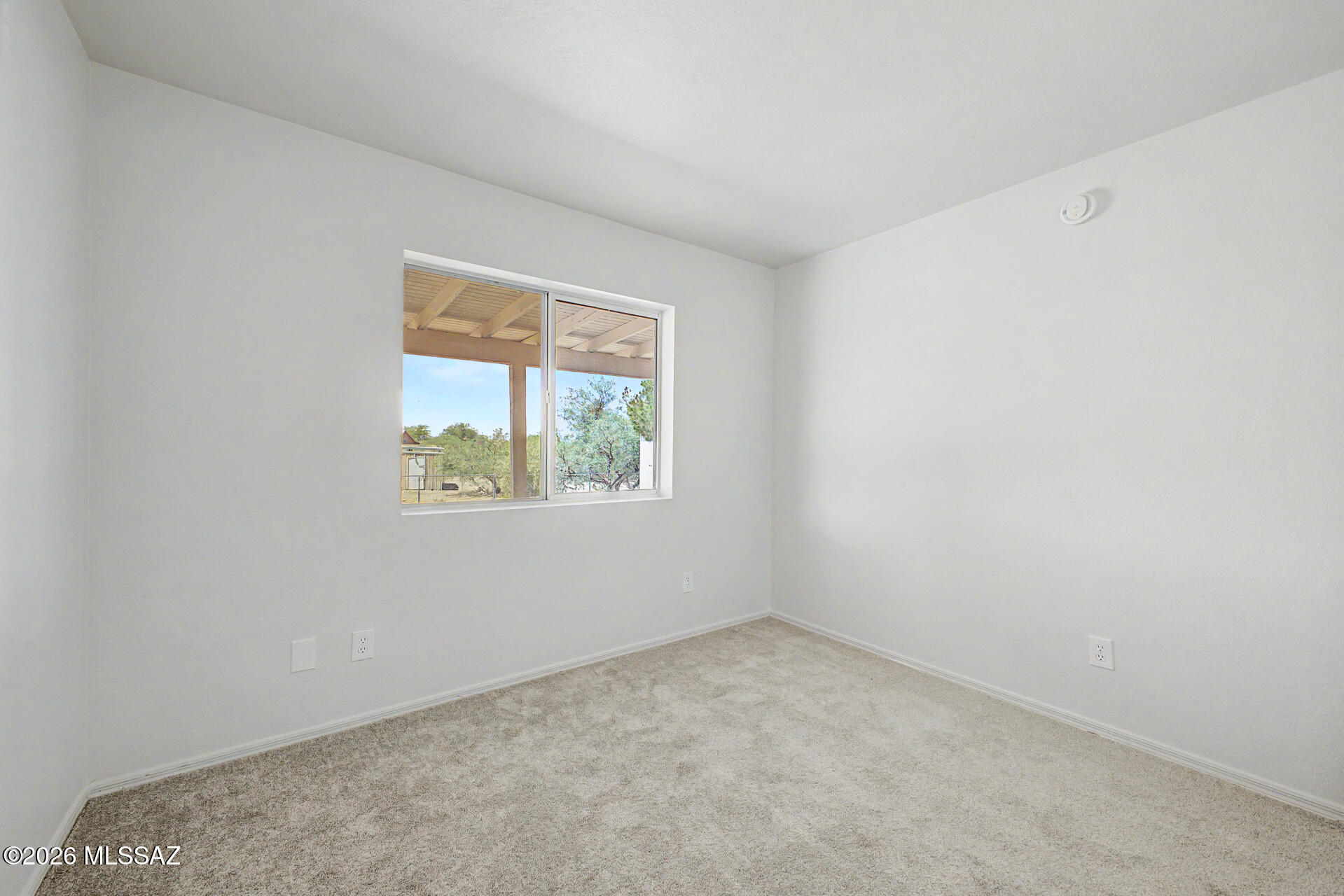 681 N Calle Rinconado