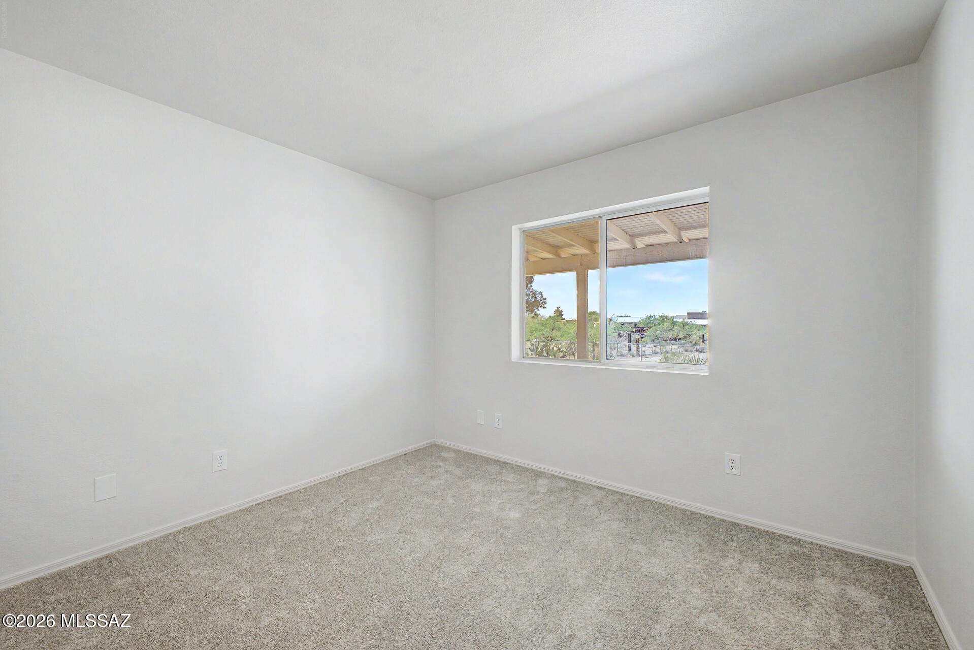 681 N Calle Rinconado