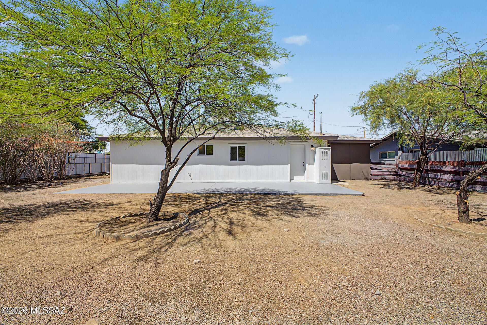 1322 N Rosemont Boulevard