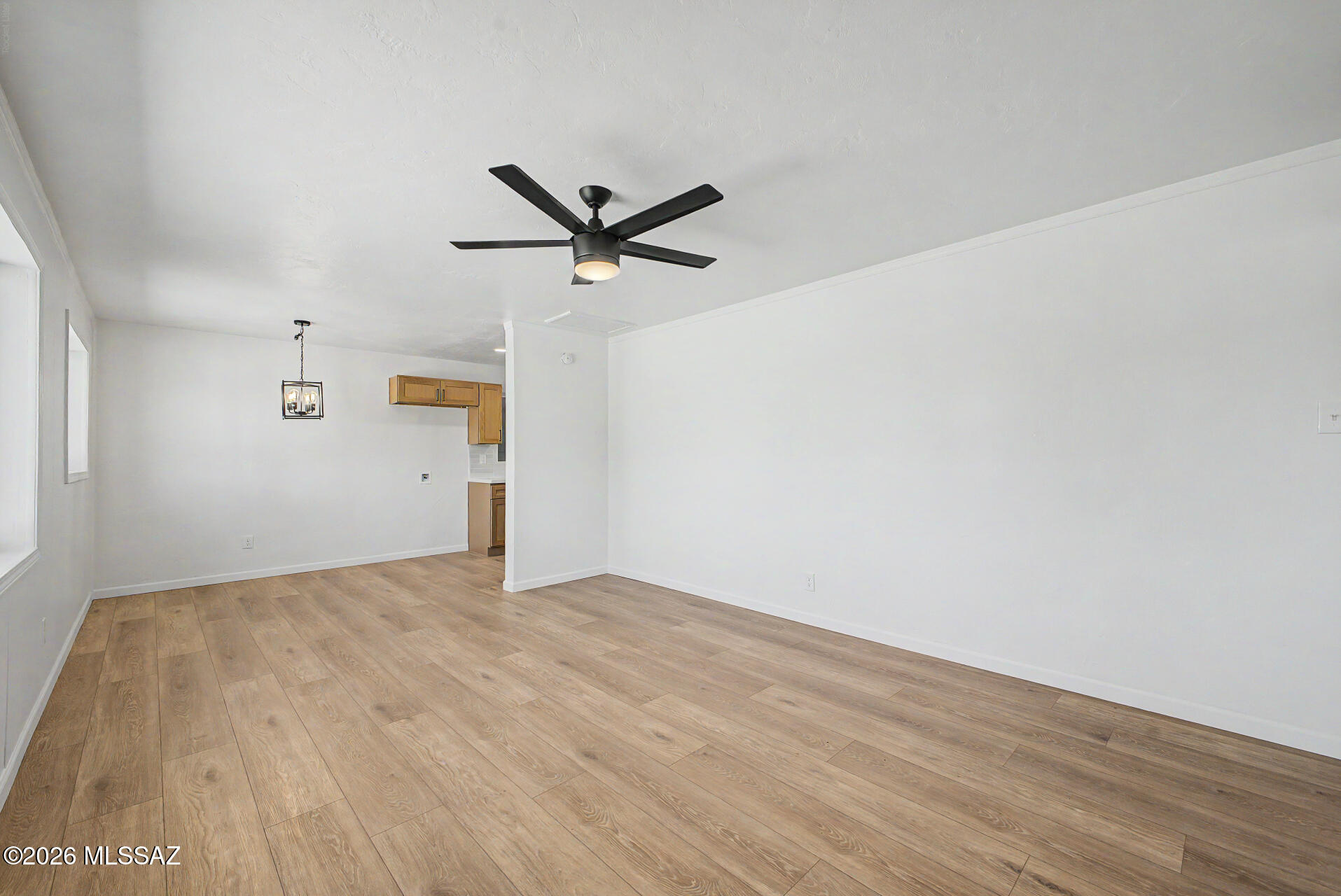 1322 N Rosemont Boulevard