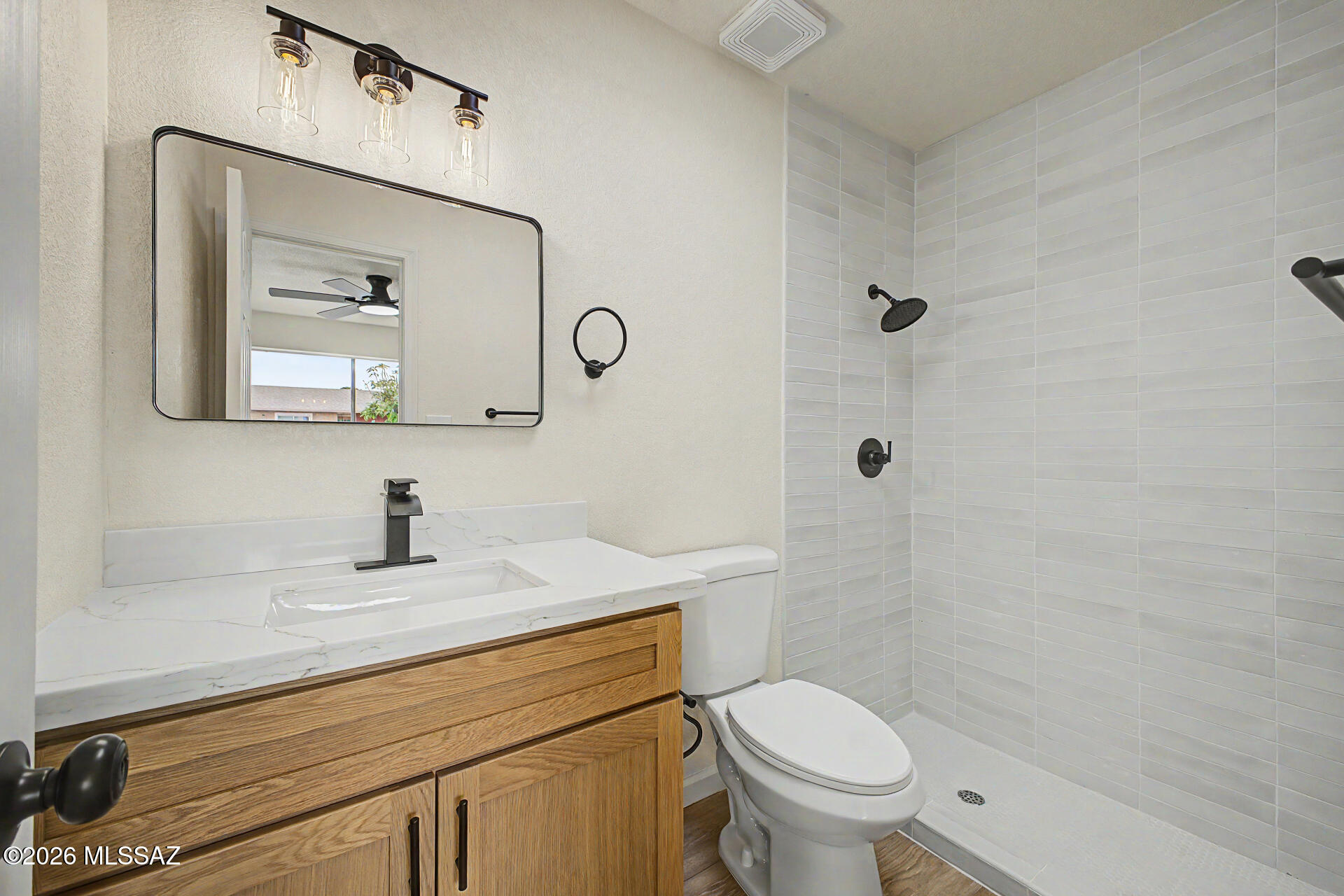 5025 E Evergreen Drive