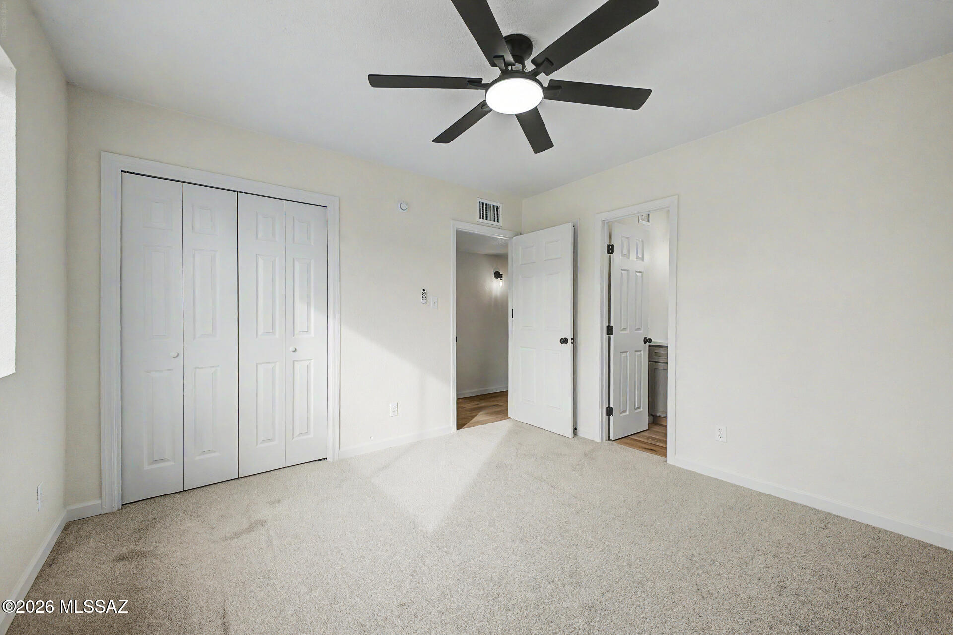 5025 E Evergreen Drive
