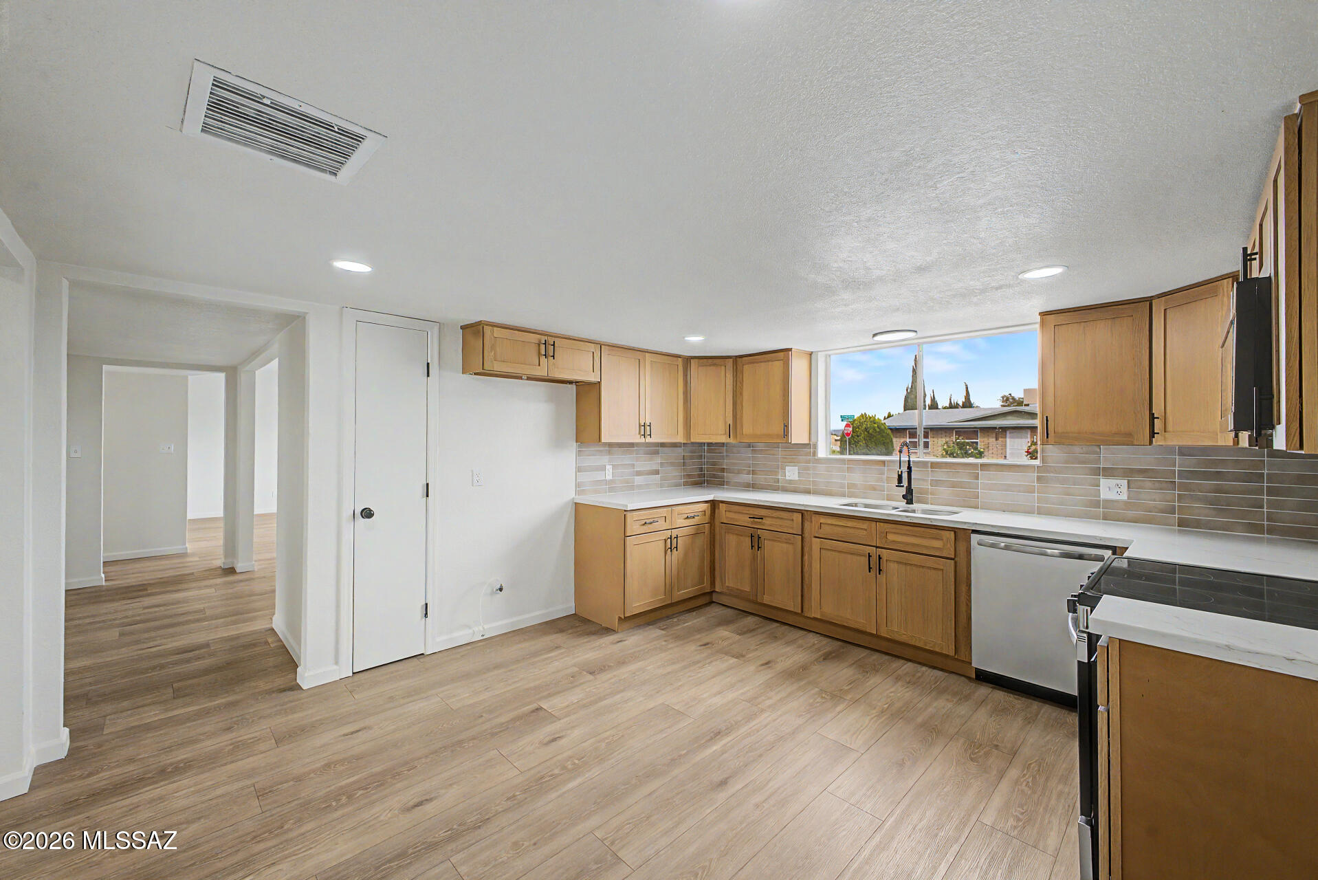 5025 E Evergreen Drive