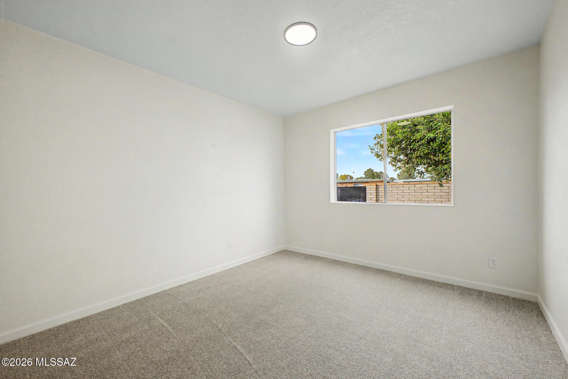 5025 E Evergreen Drive