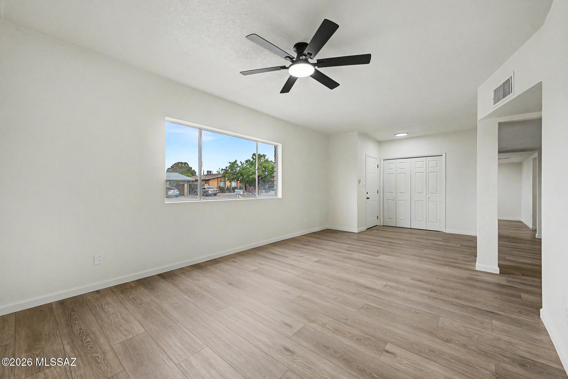 5025 E Evergreen Drive