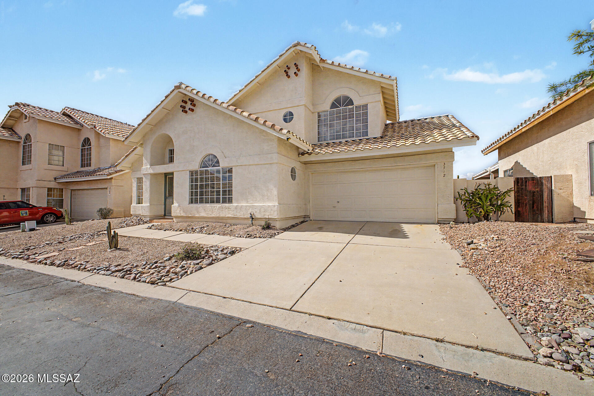 3712 W Butterfly Lane