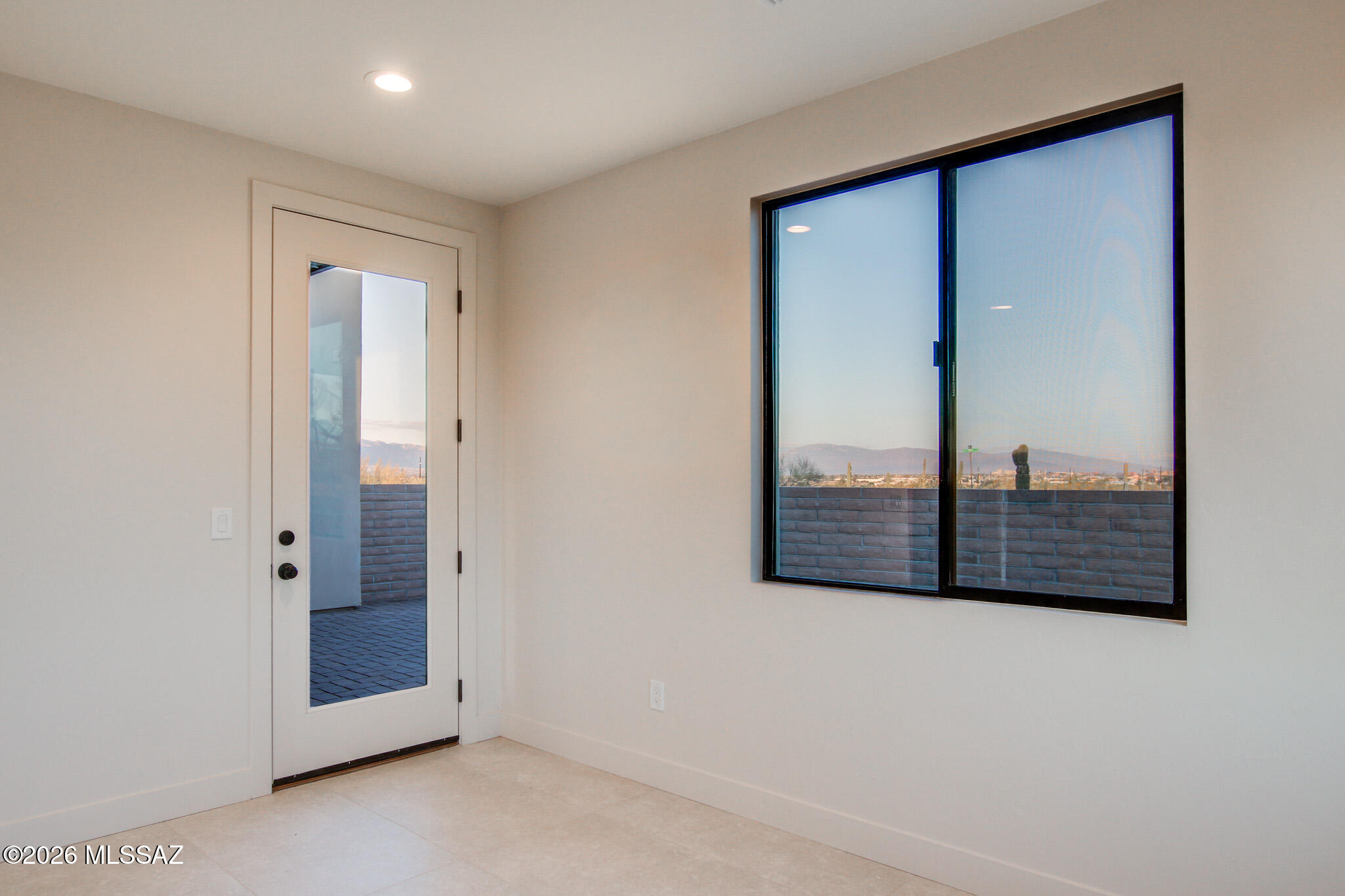 2769 W Black Cloud Court