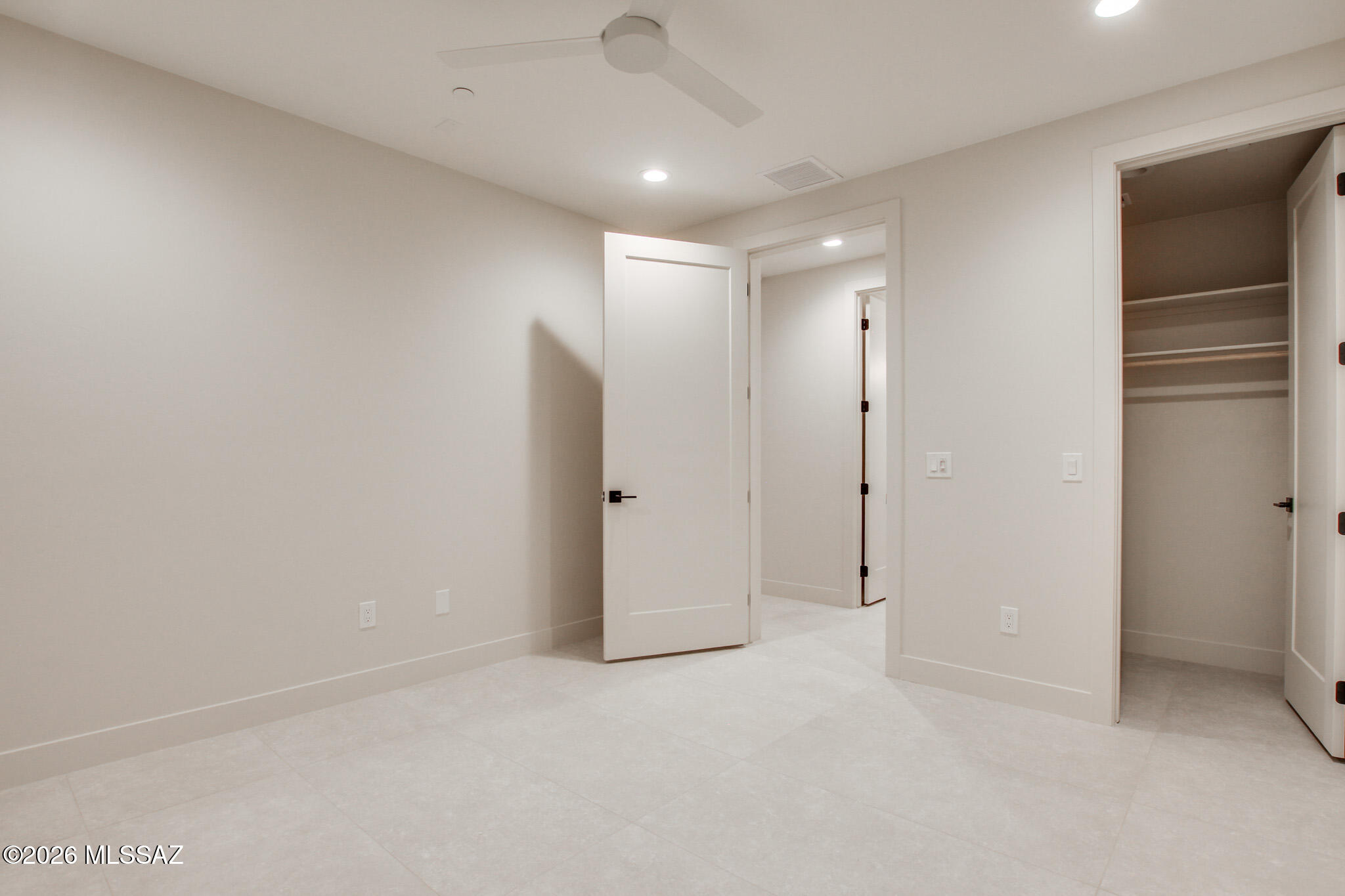 2769 W Black Cloud Court