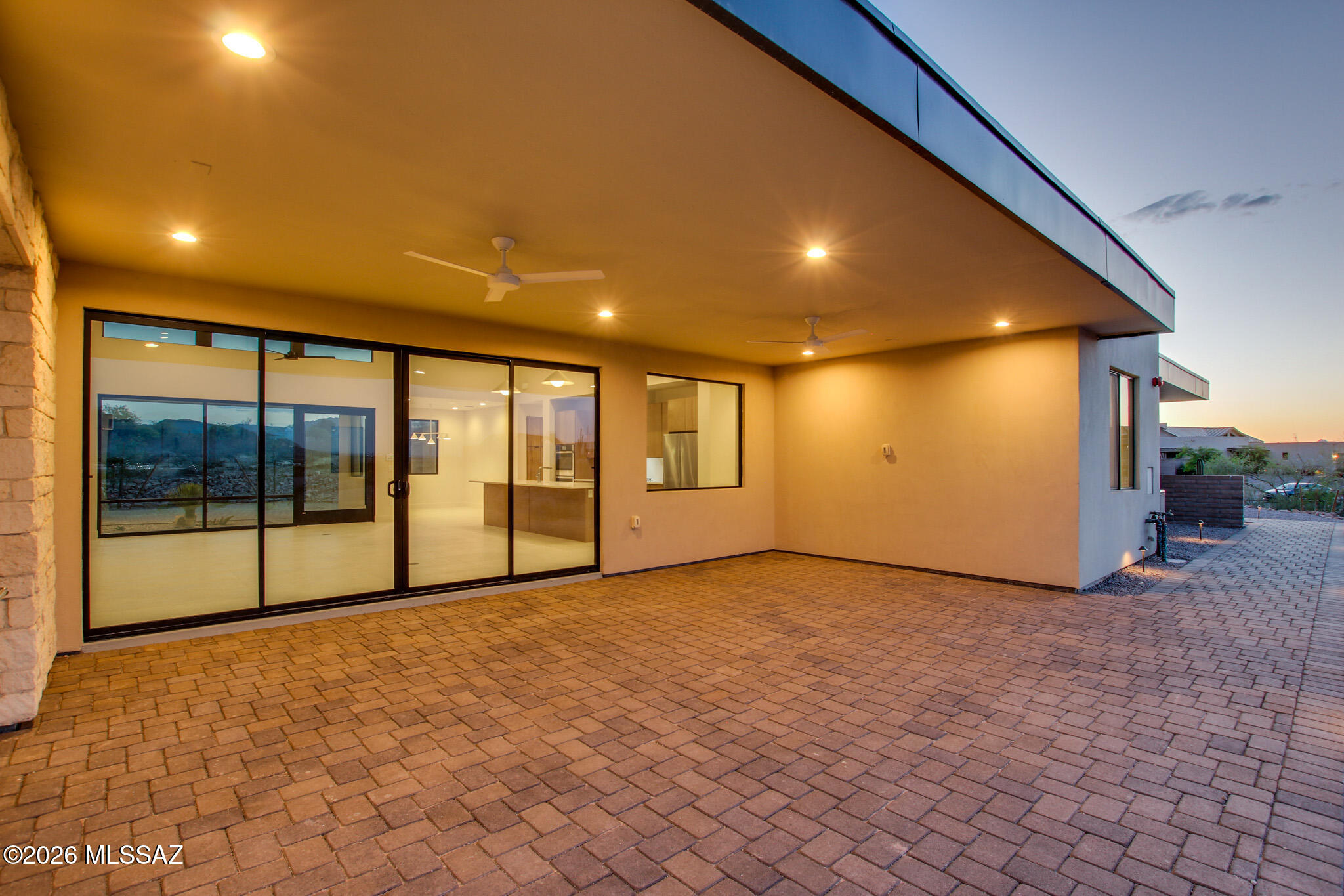 2769 W Black Cloud Court