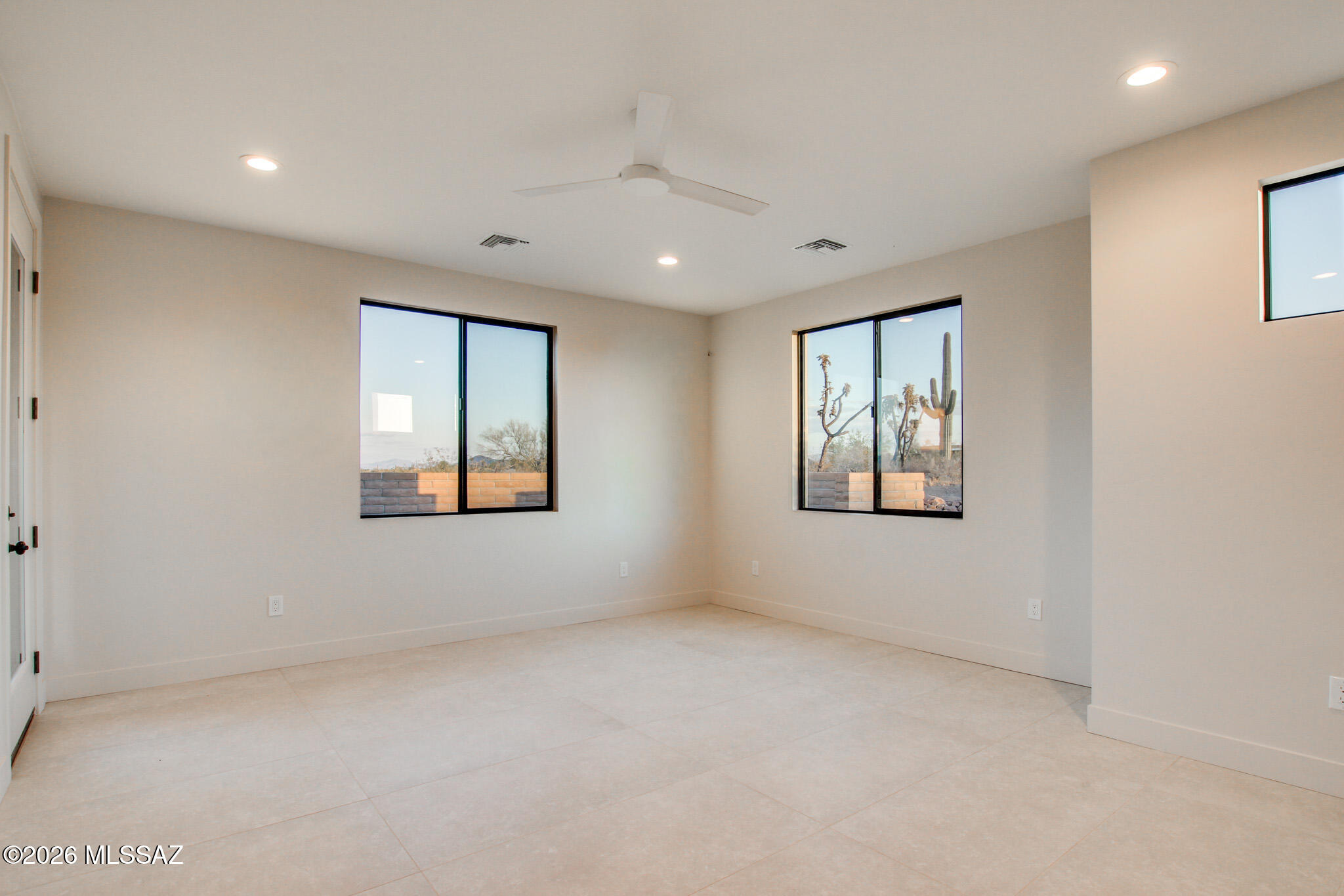 2769 W Black Cloud Court