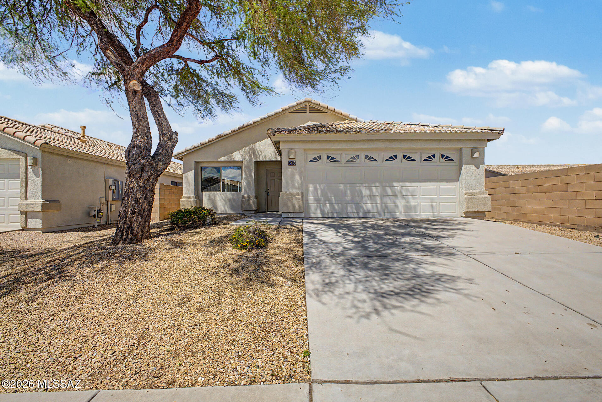 513 E Cactus Mountain Drive
