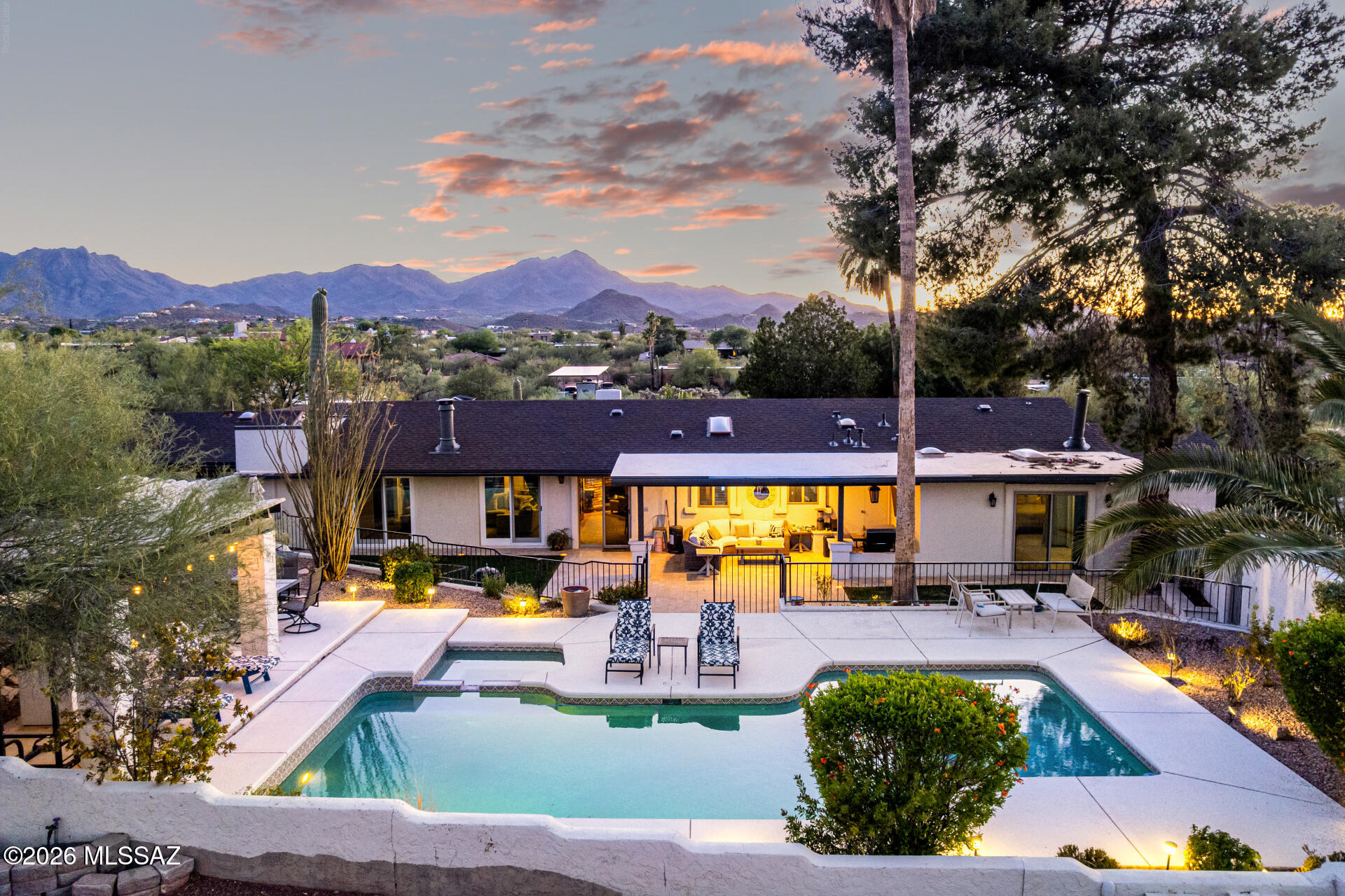 4720 N Paseo De Los Rancheros