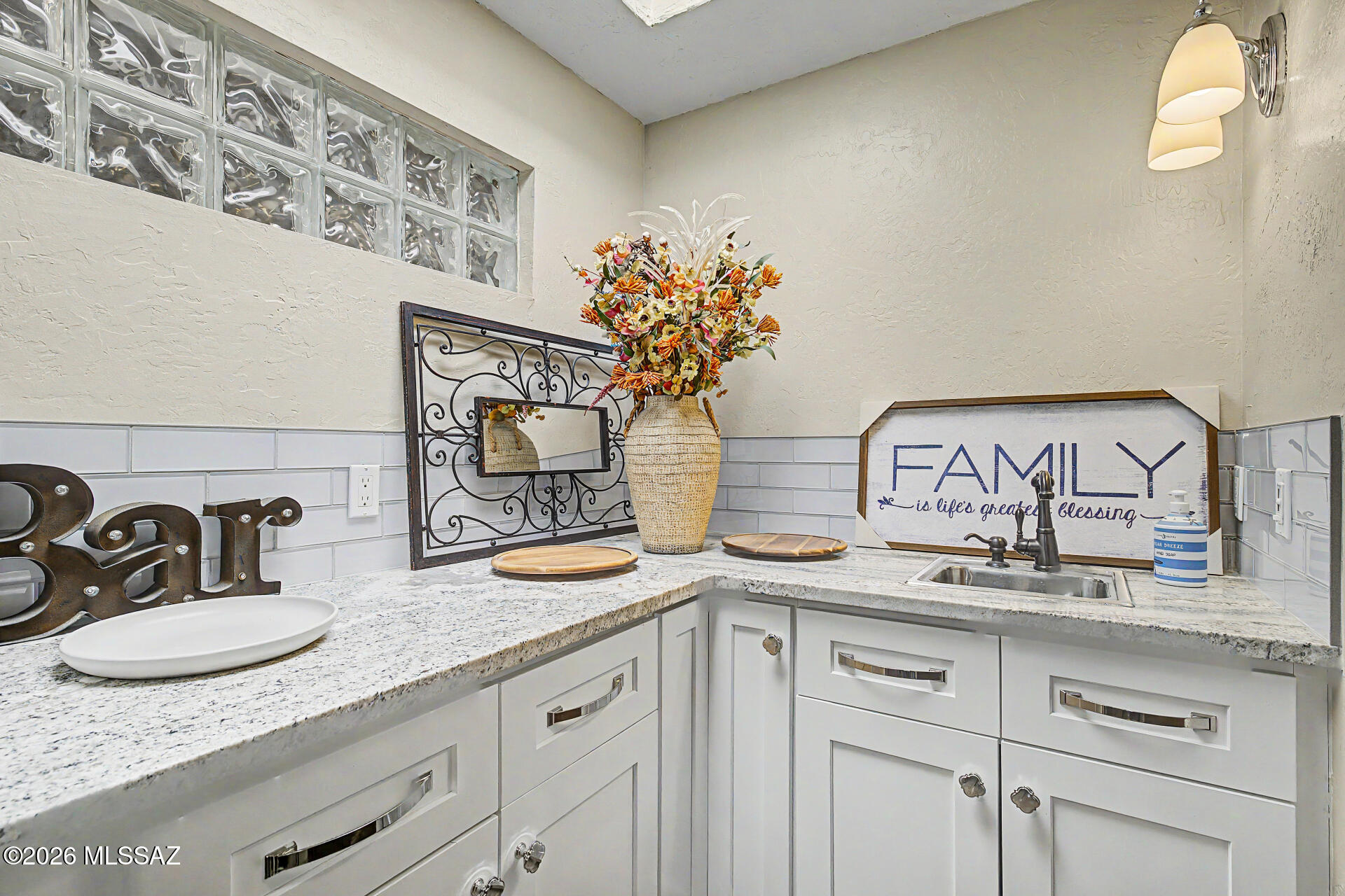 4720 N Paseo De Los Rancheros