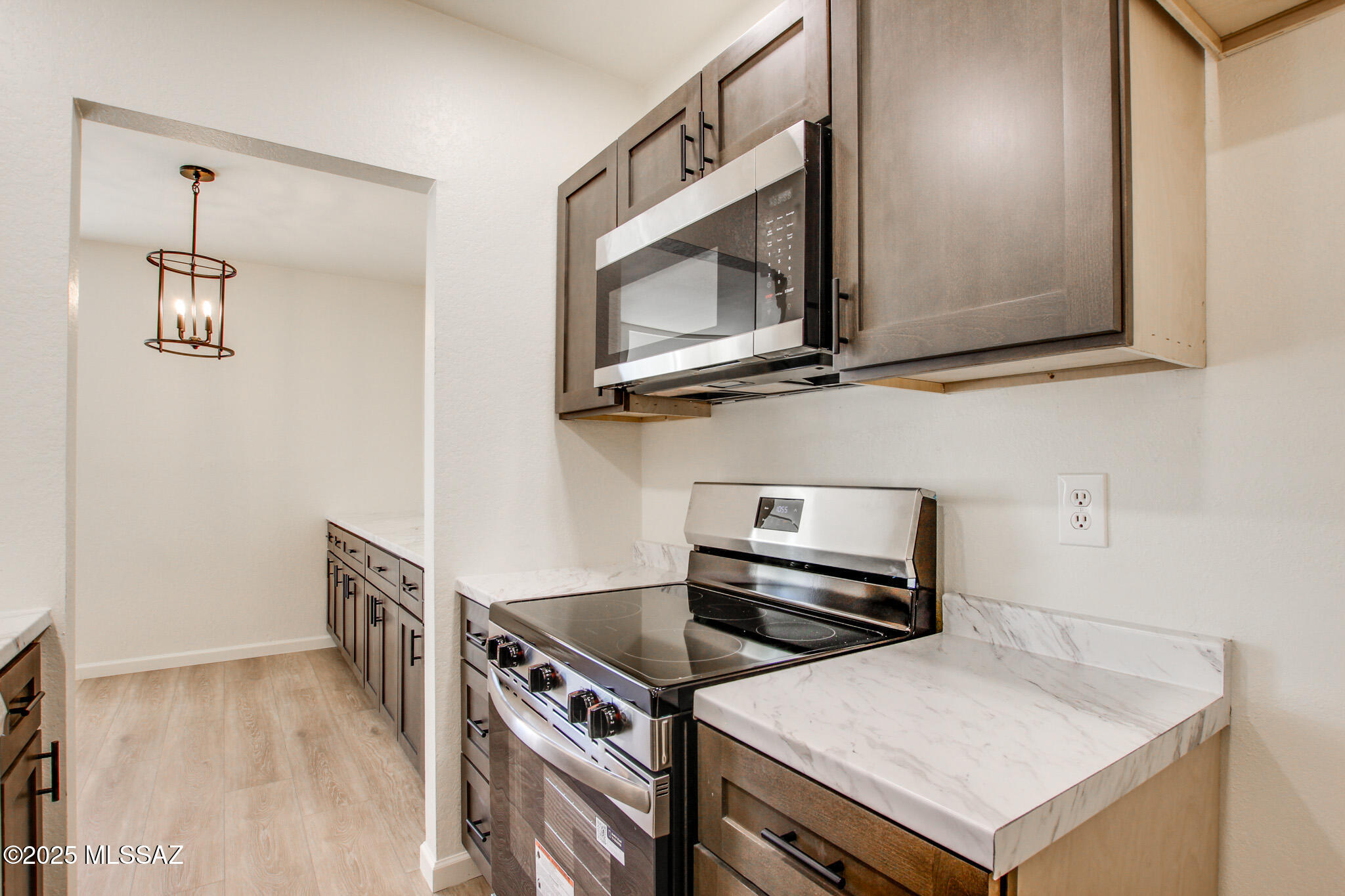 8080 E Speedway Boulevard 607