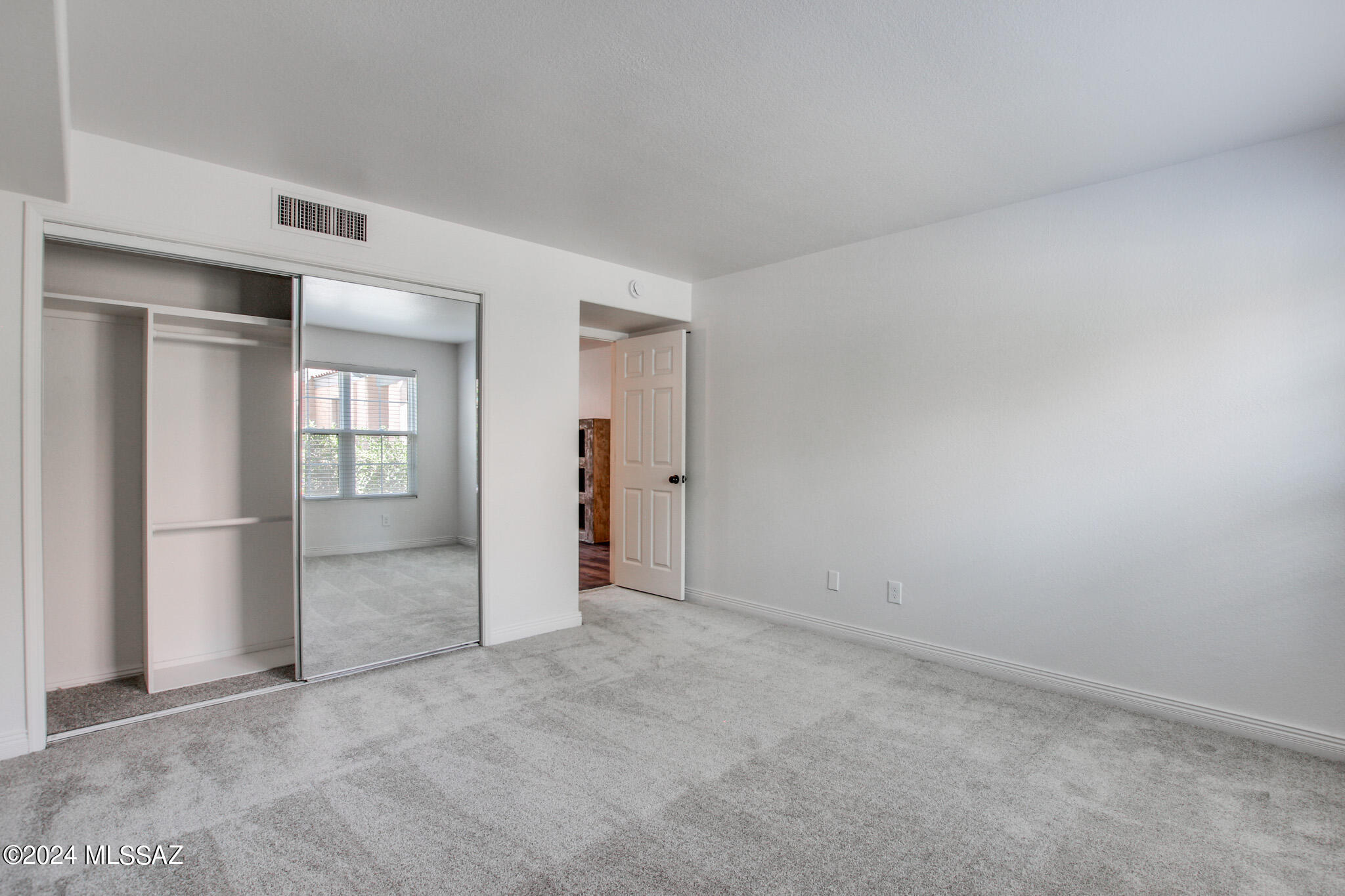 5357 N Paseo De La Terraza