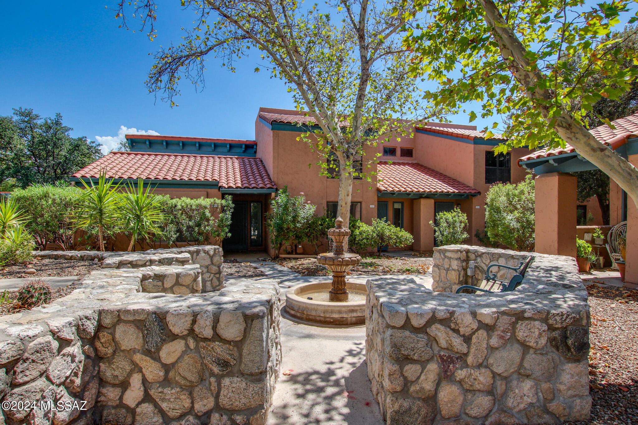 5357 N Paseo De La Terraza