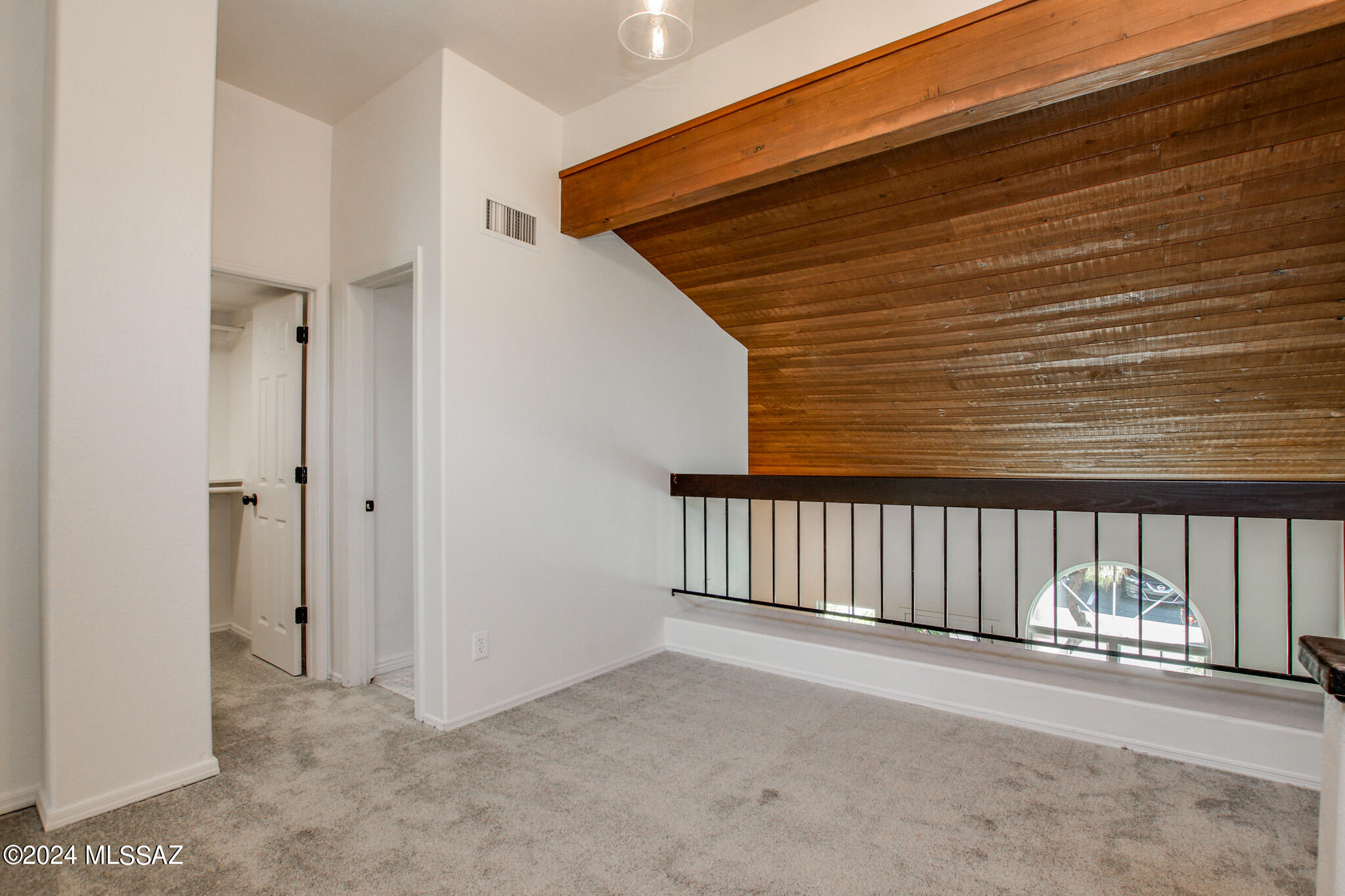 5357 N Paseo De La Terraza