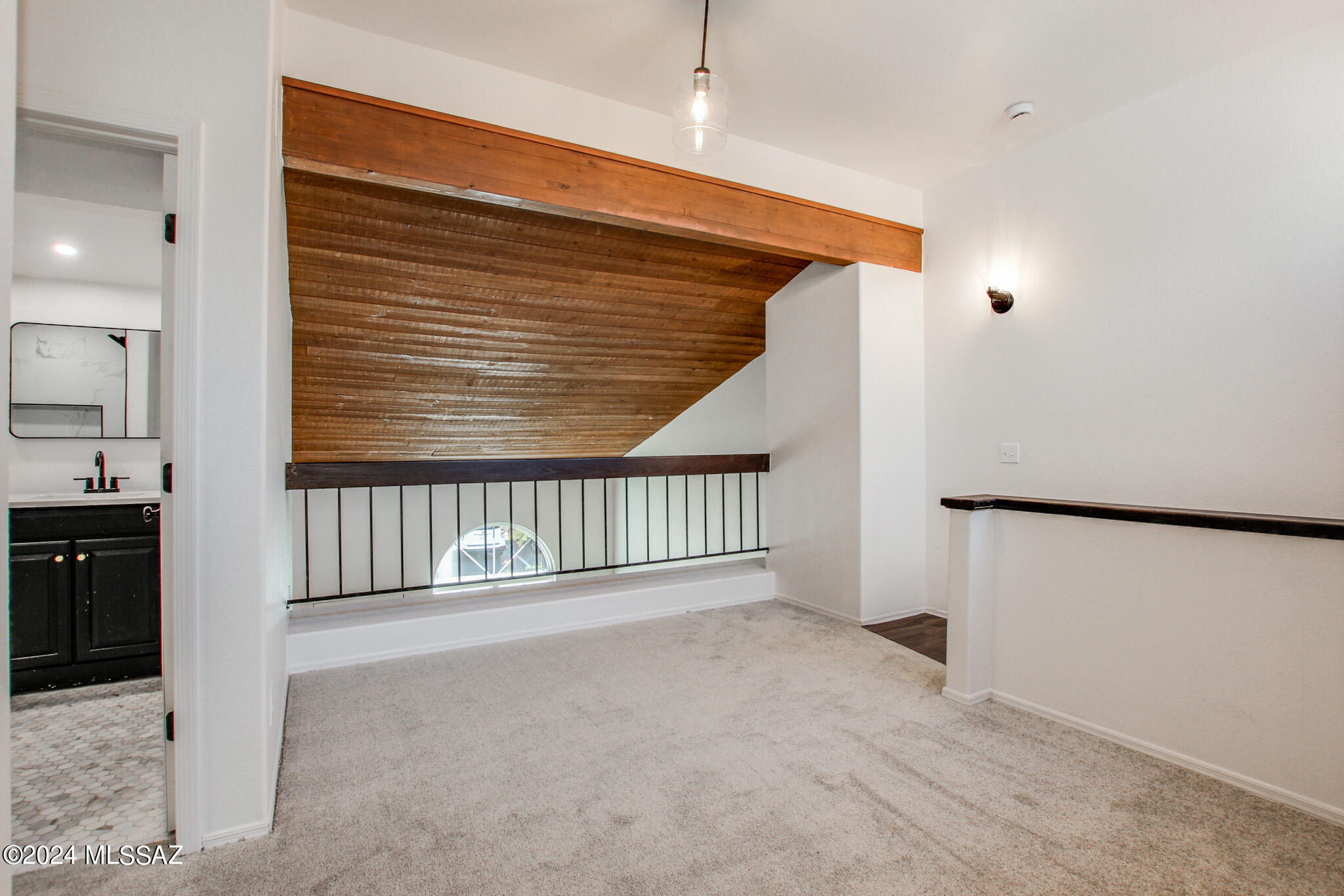 5357 N Paseo De La Terraza