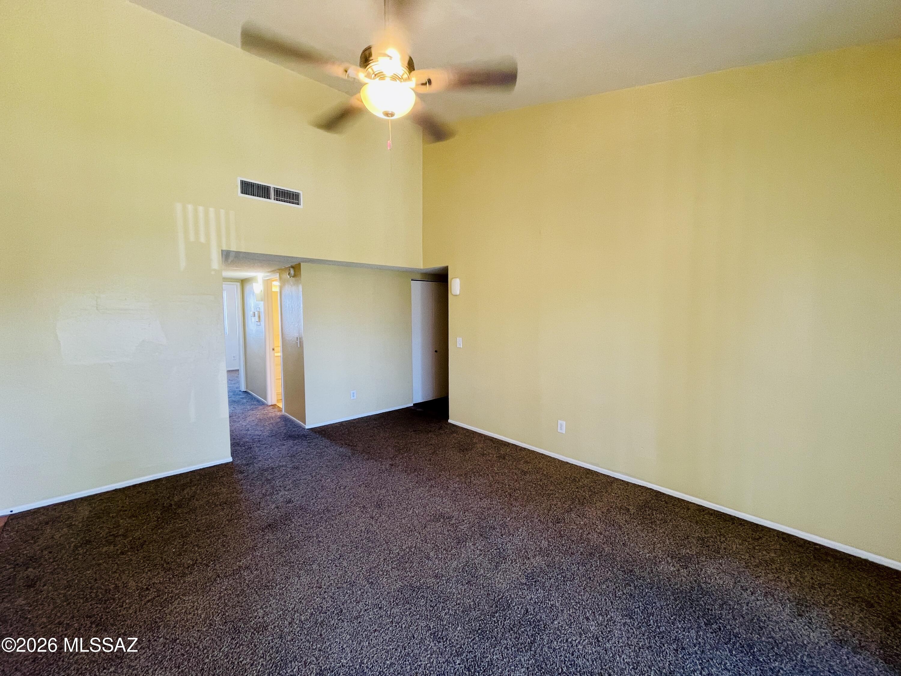 816 S Langley Avenue 203