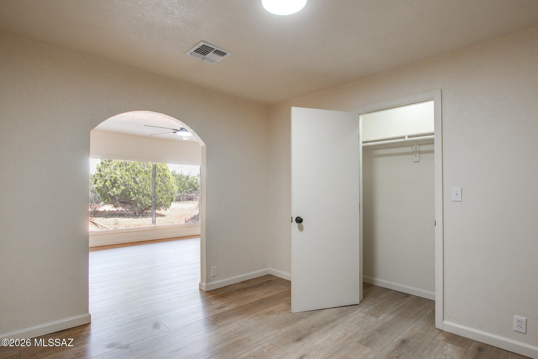 3326 S Naco Highway