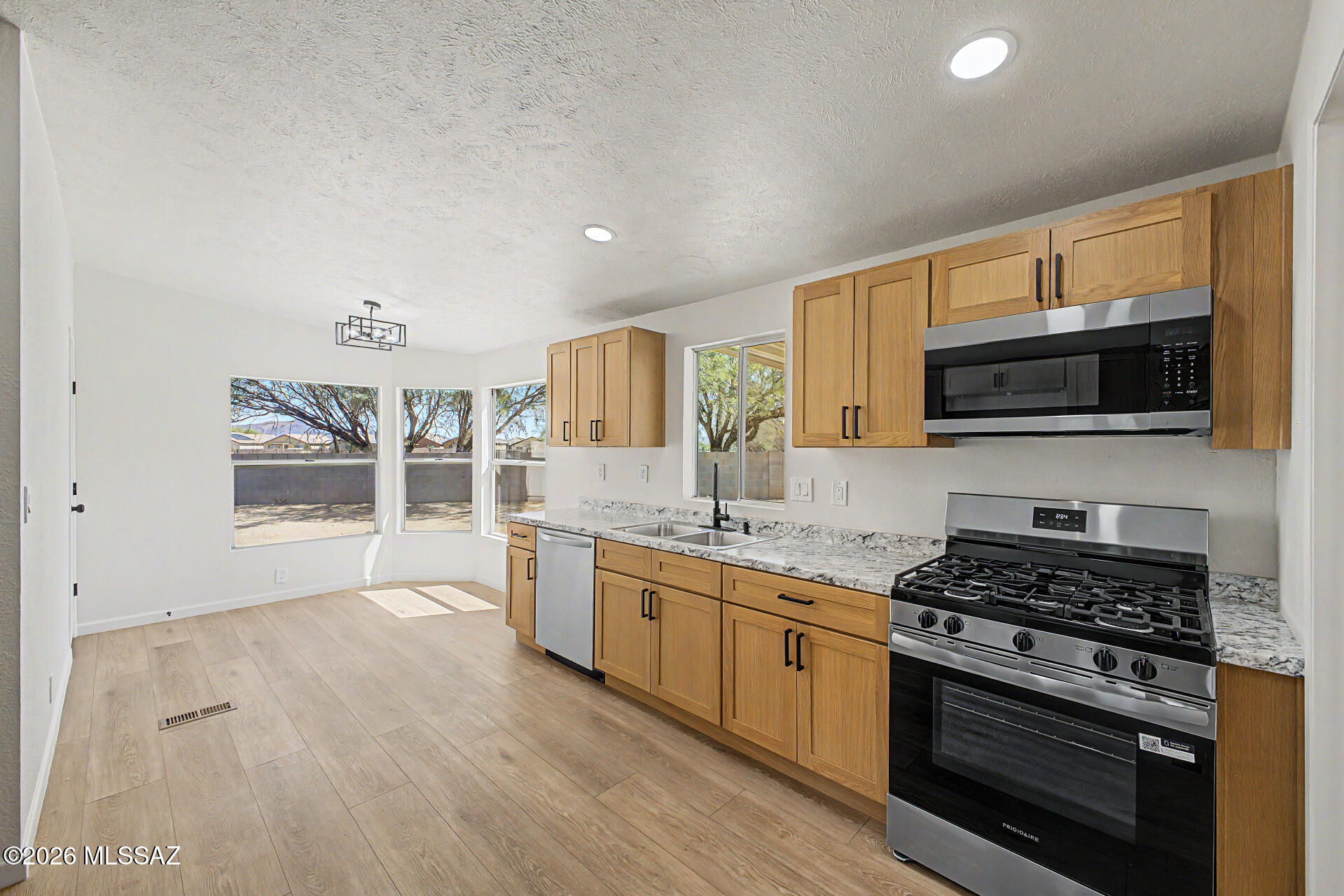 6587 W Golden Rain Drive