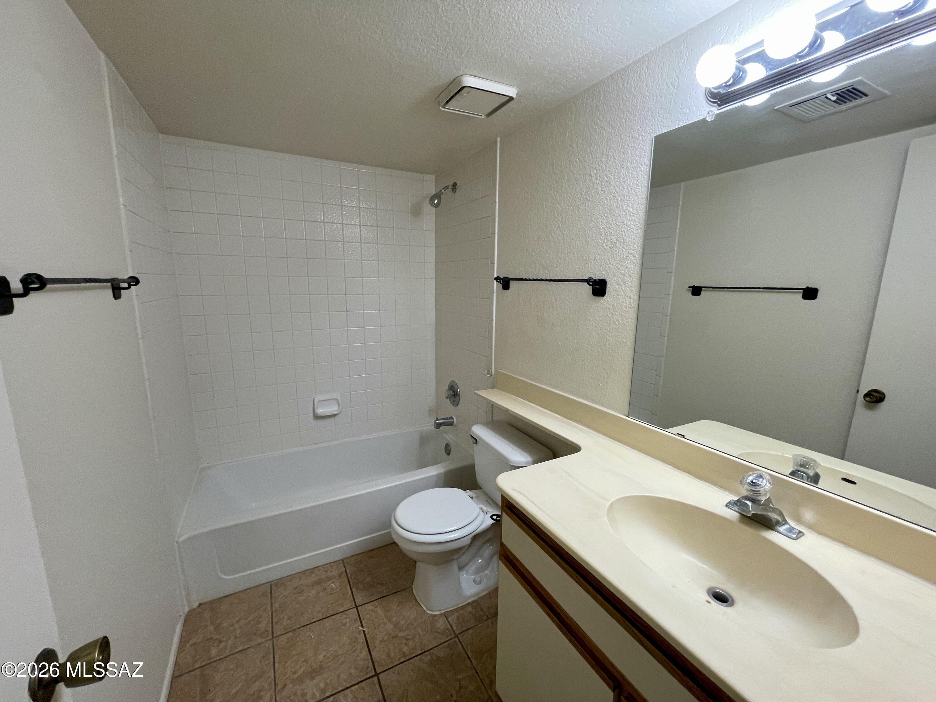 1710 W Wood Bridge Court