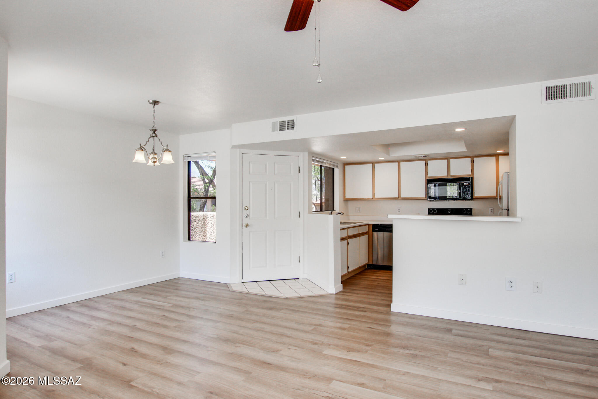 7255 E Snyder Road 11201