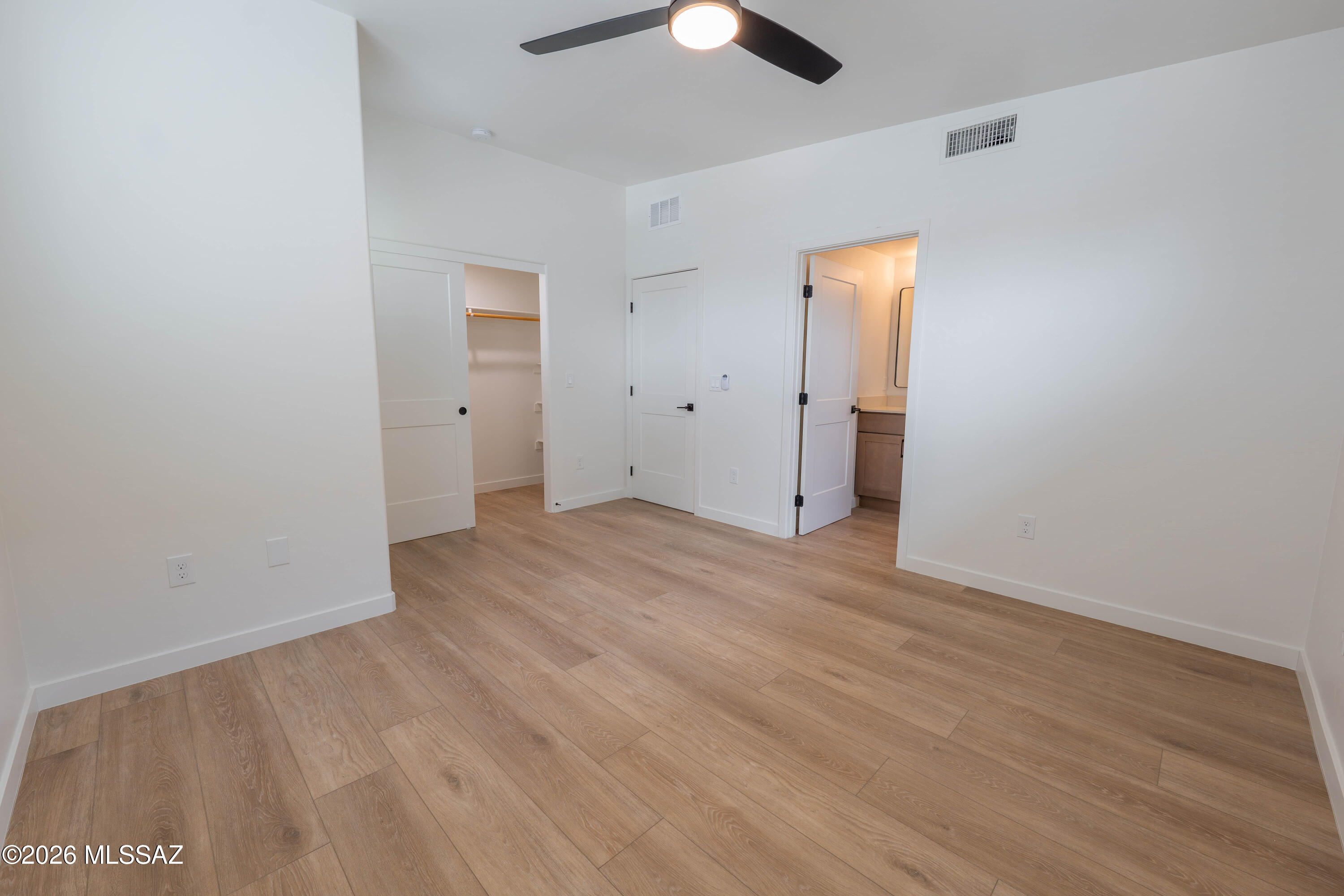 1300 N Rook Avenue 18