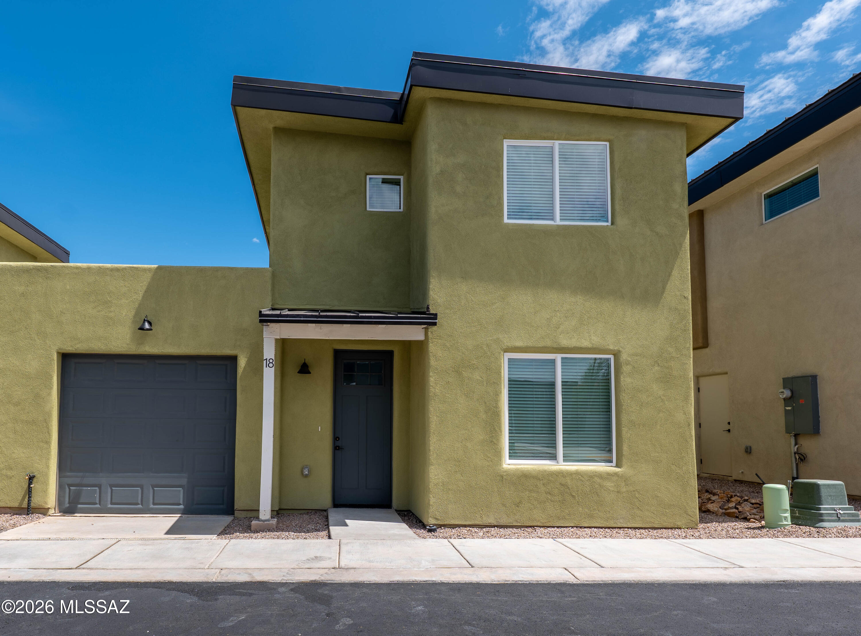 1300 N Rook Avenue 18
