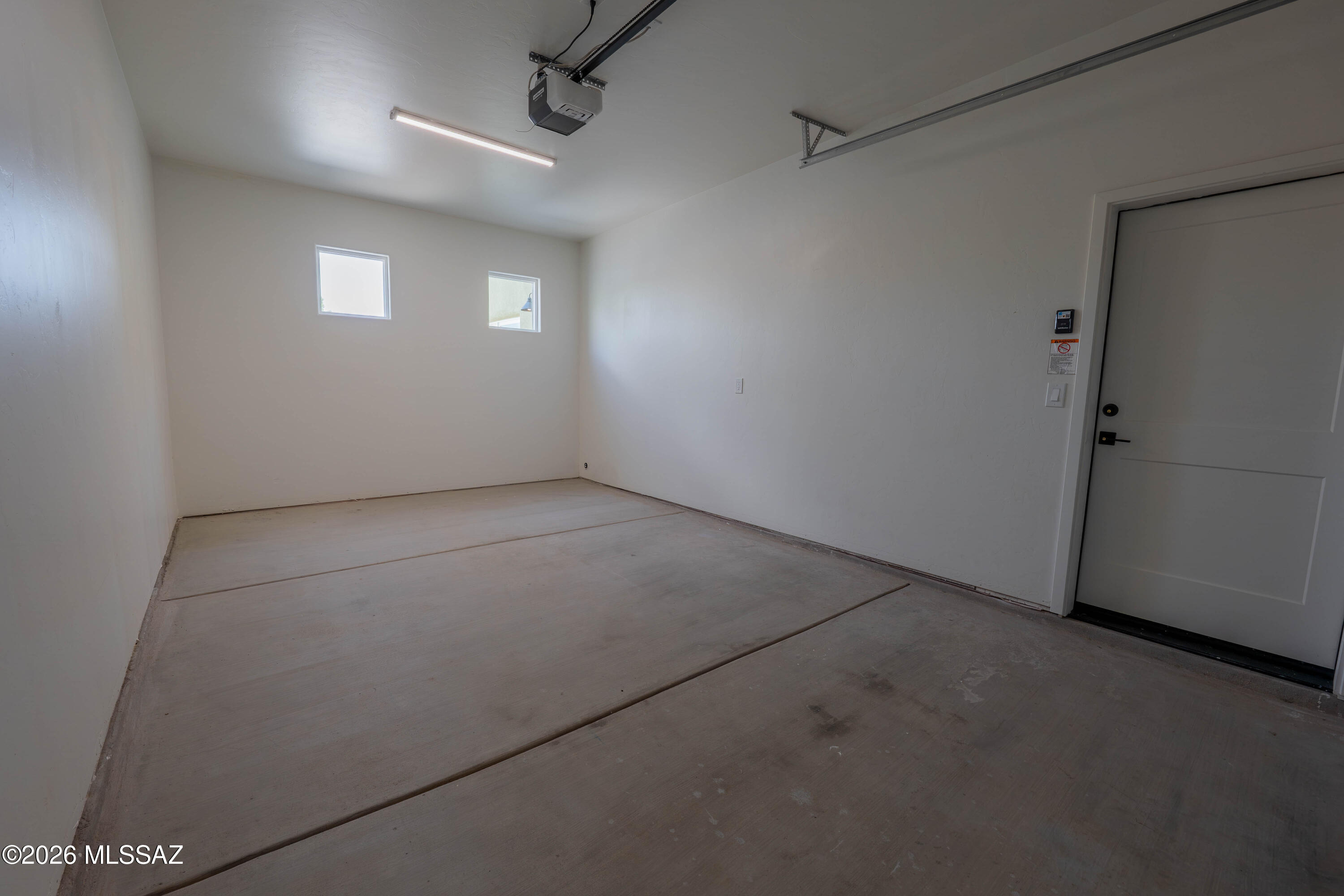 1300 N Rook Avenue 18