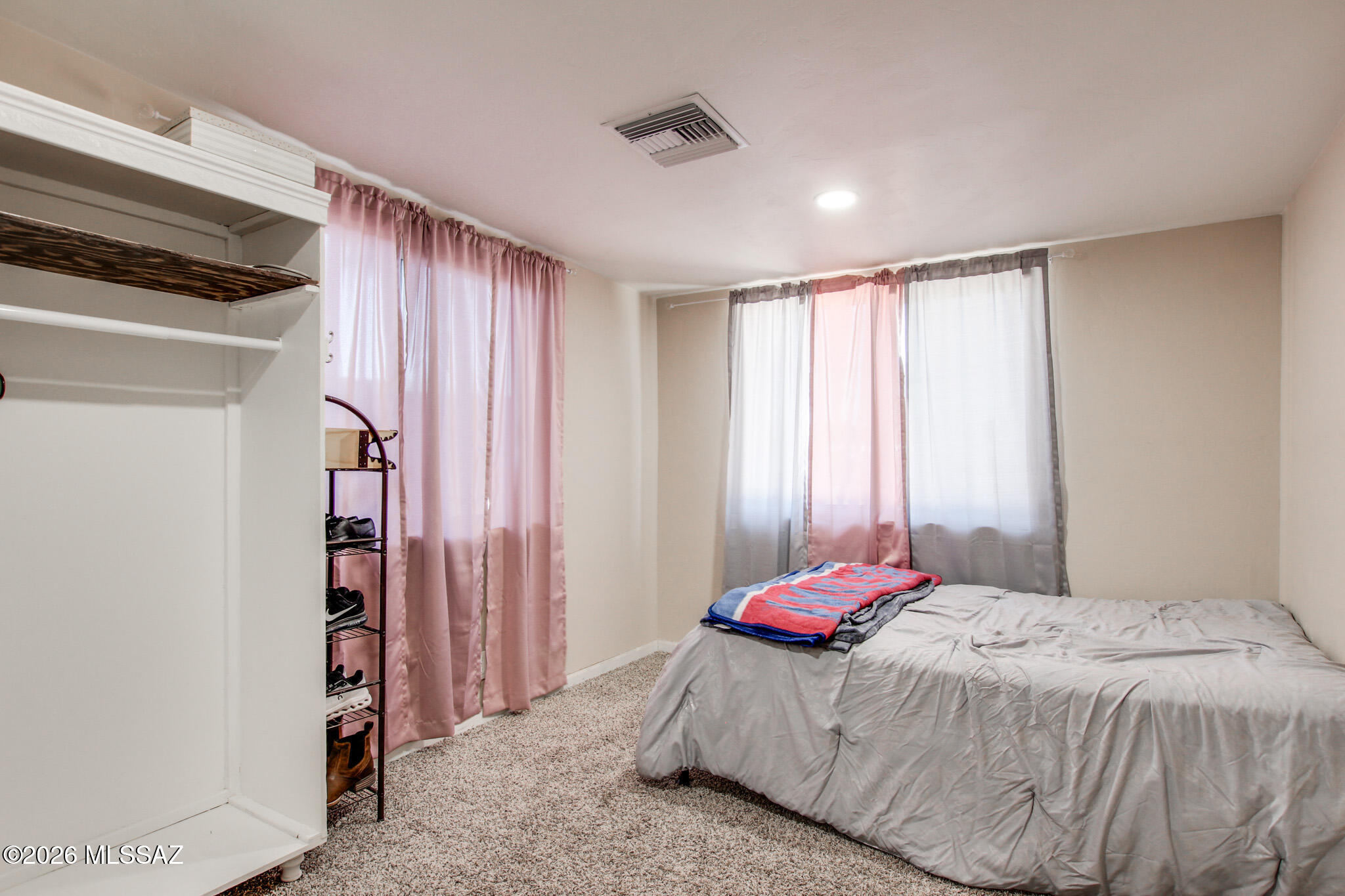 3644 E Helena Stravenue