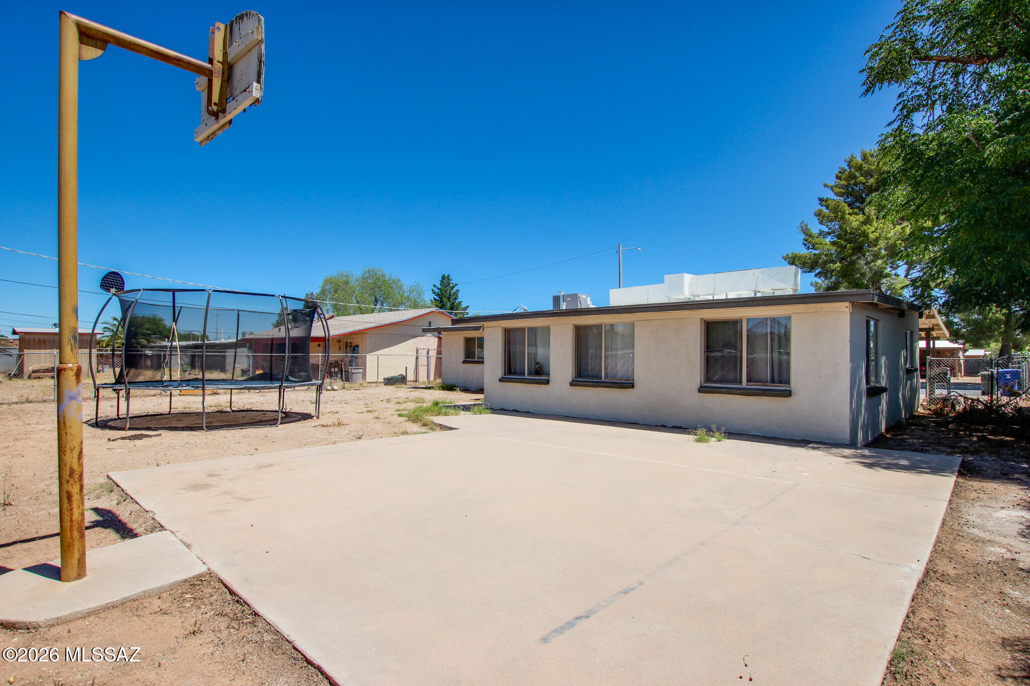 3644 E Helena Stravenue