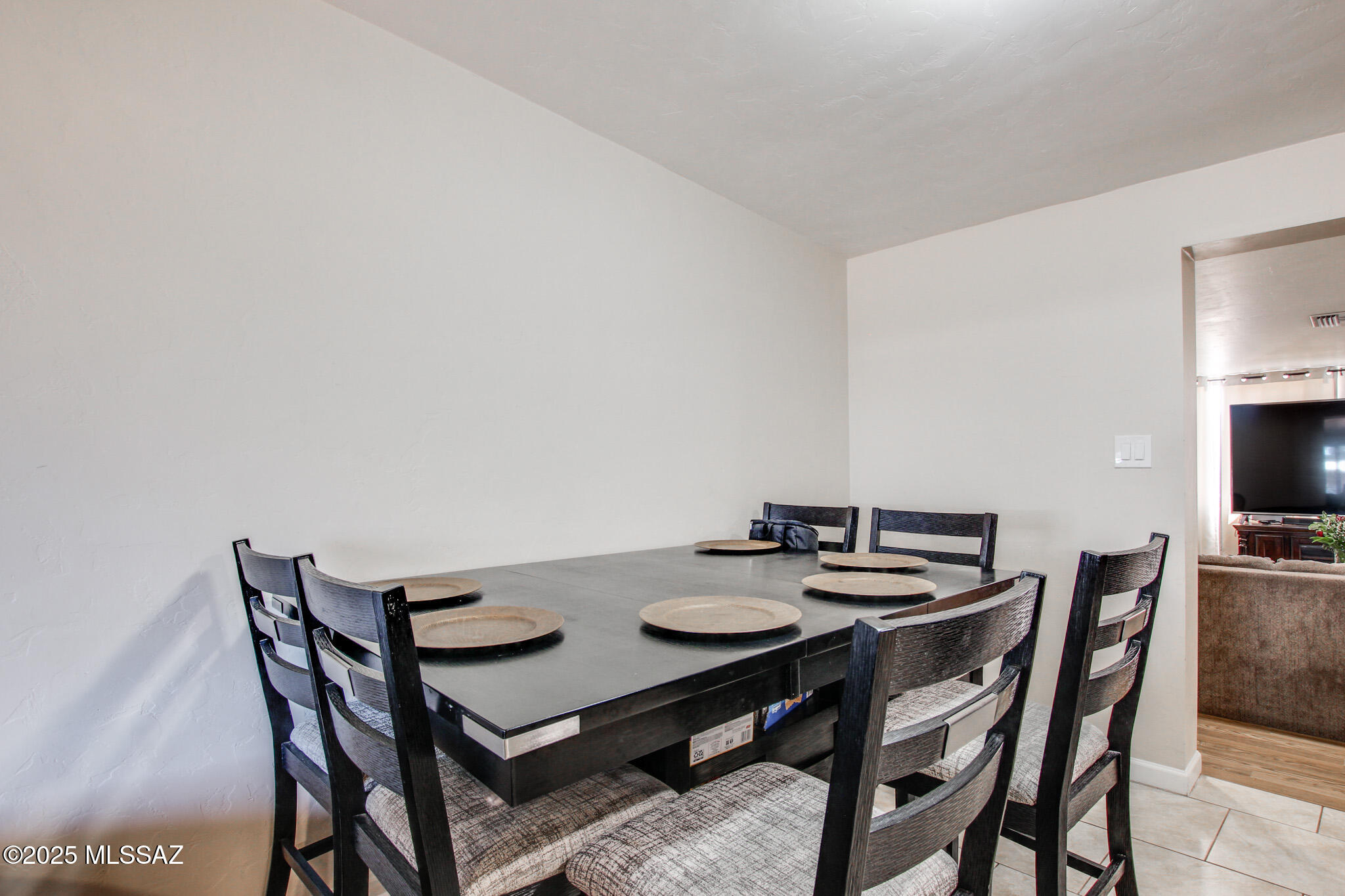 3644 E Helena Stravenue