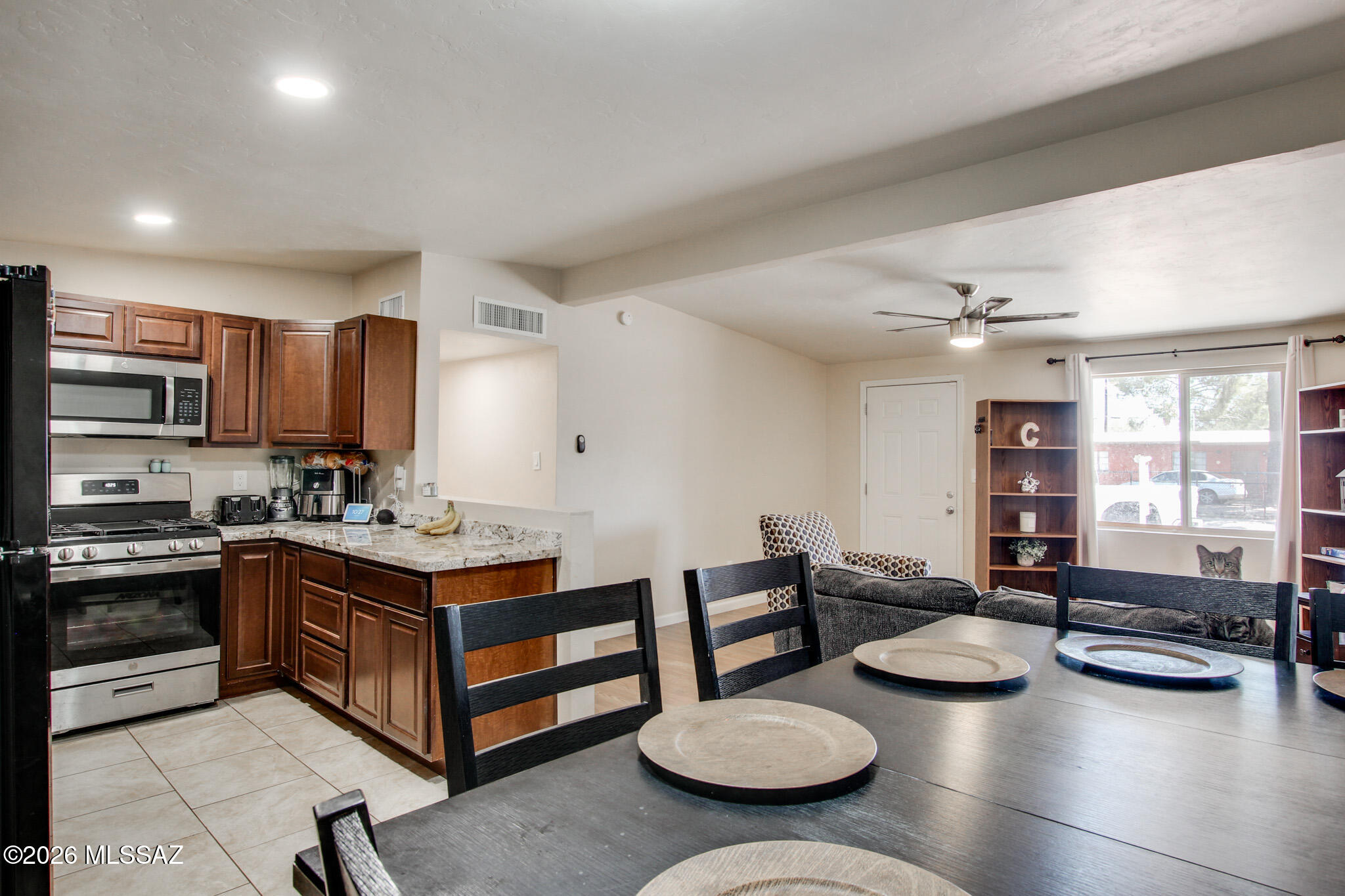 3644 E Helena Stravenue