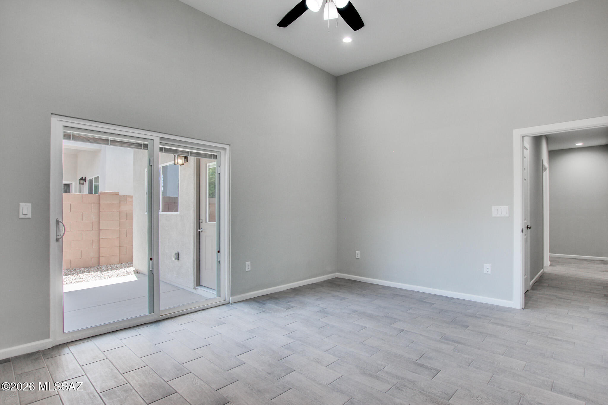 4238 N Lulu Court