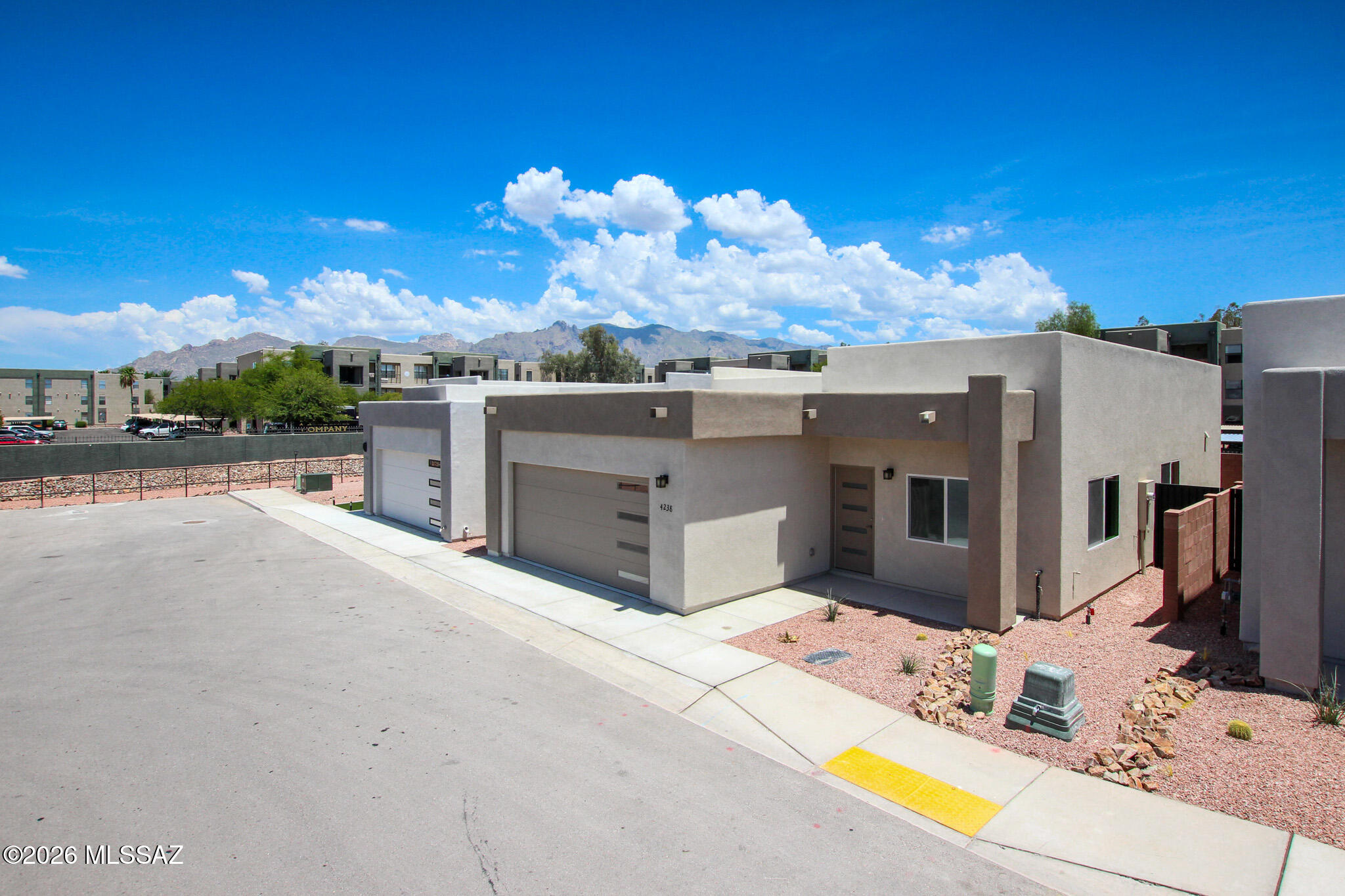 4238 N Lulu Court