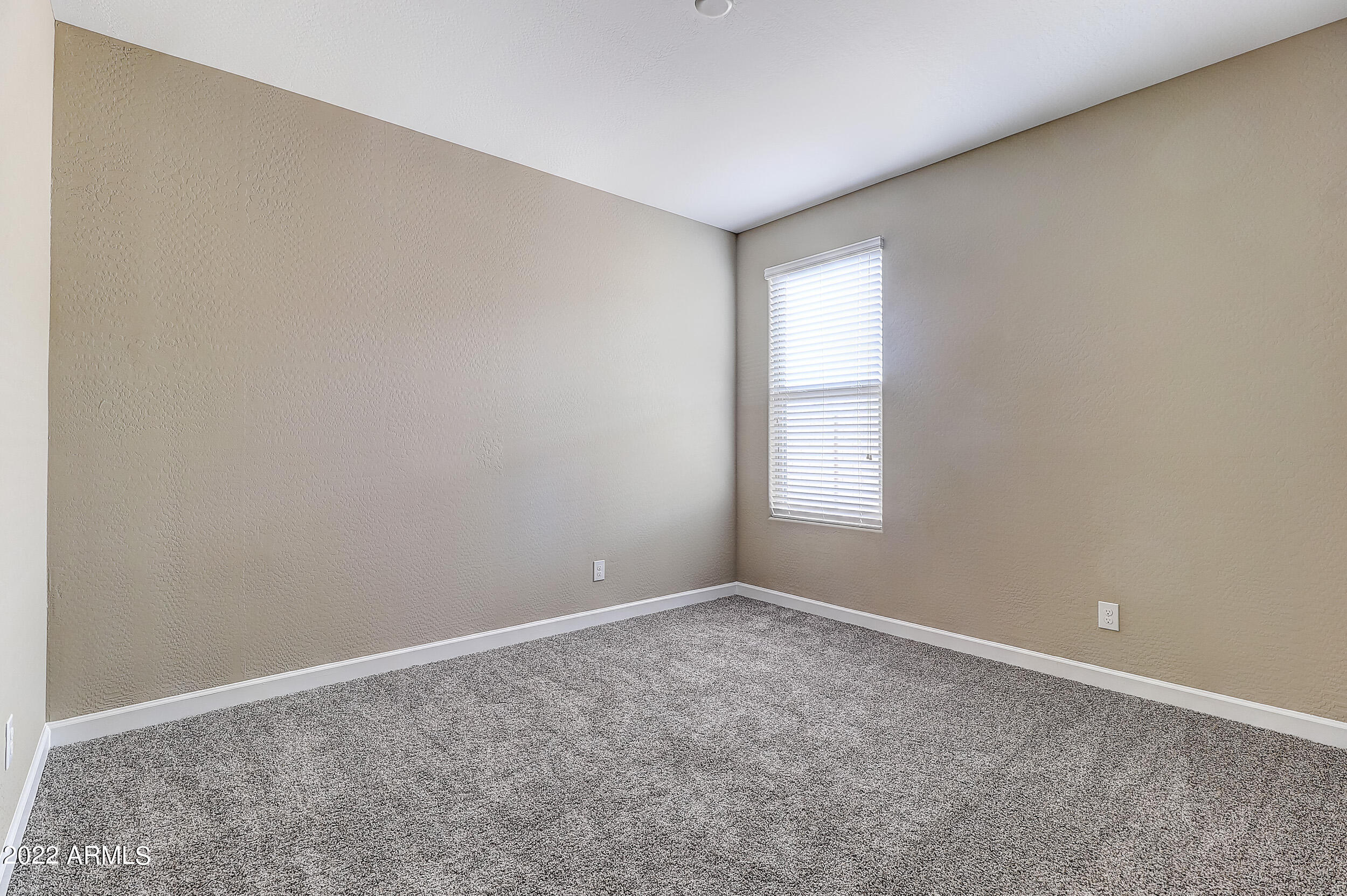 23984 W Ripple Rd