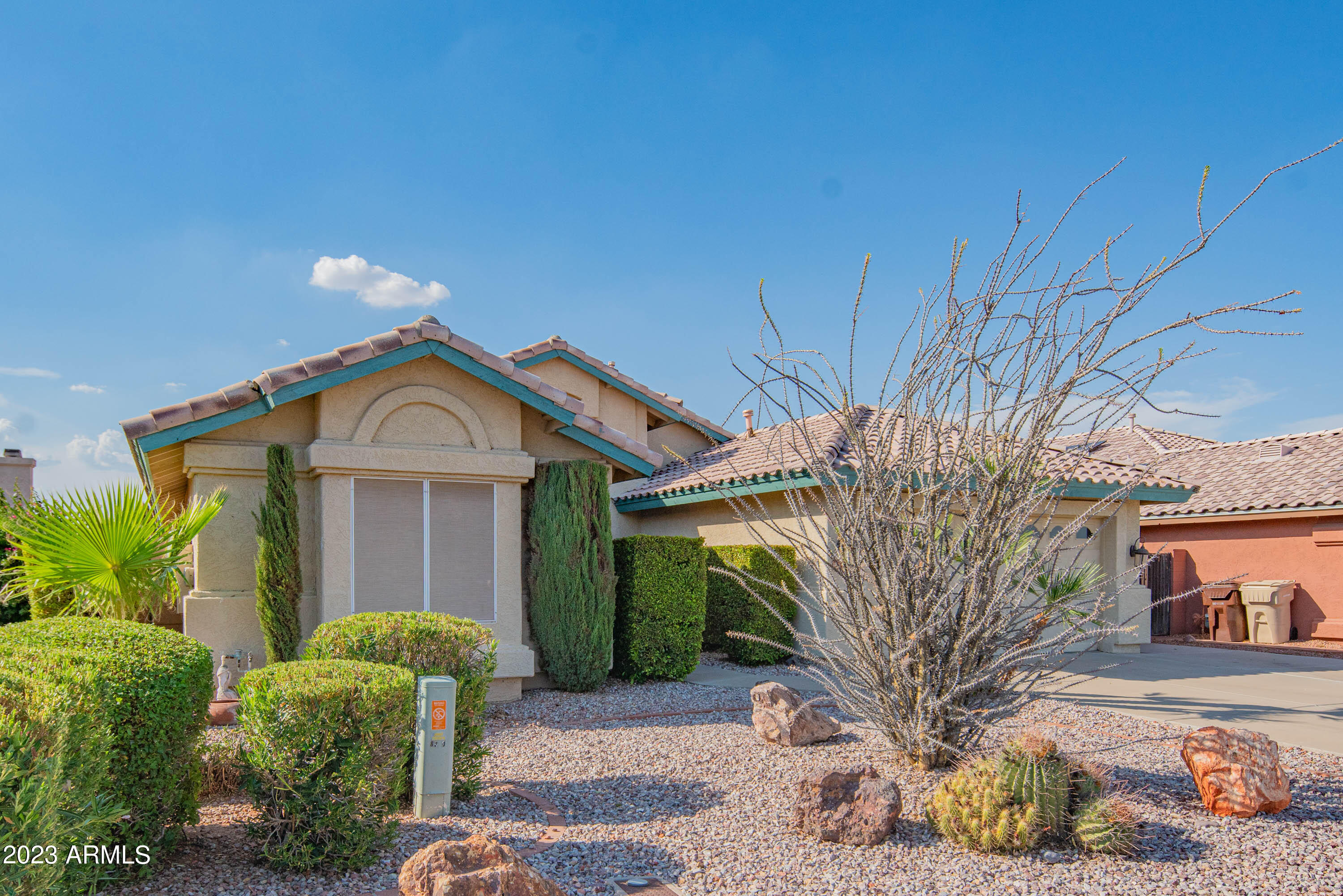 8914 W Sandra Terr