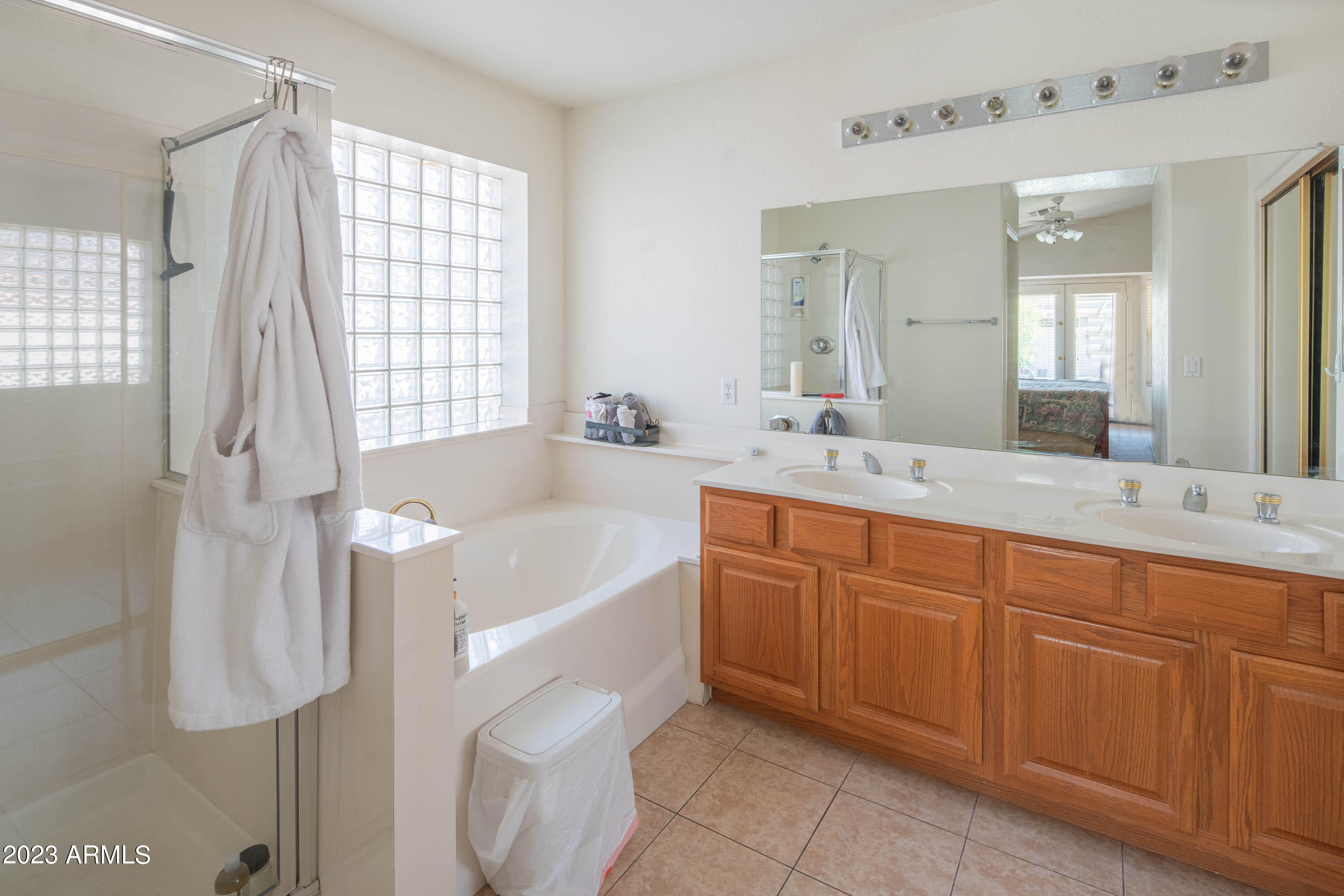 8914 W Sandra Terr