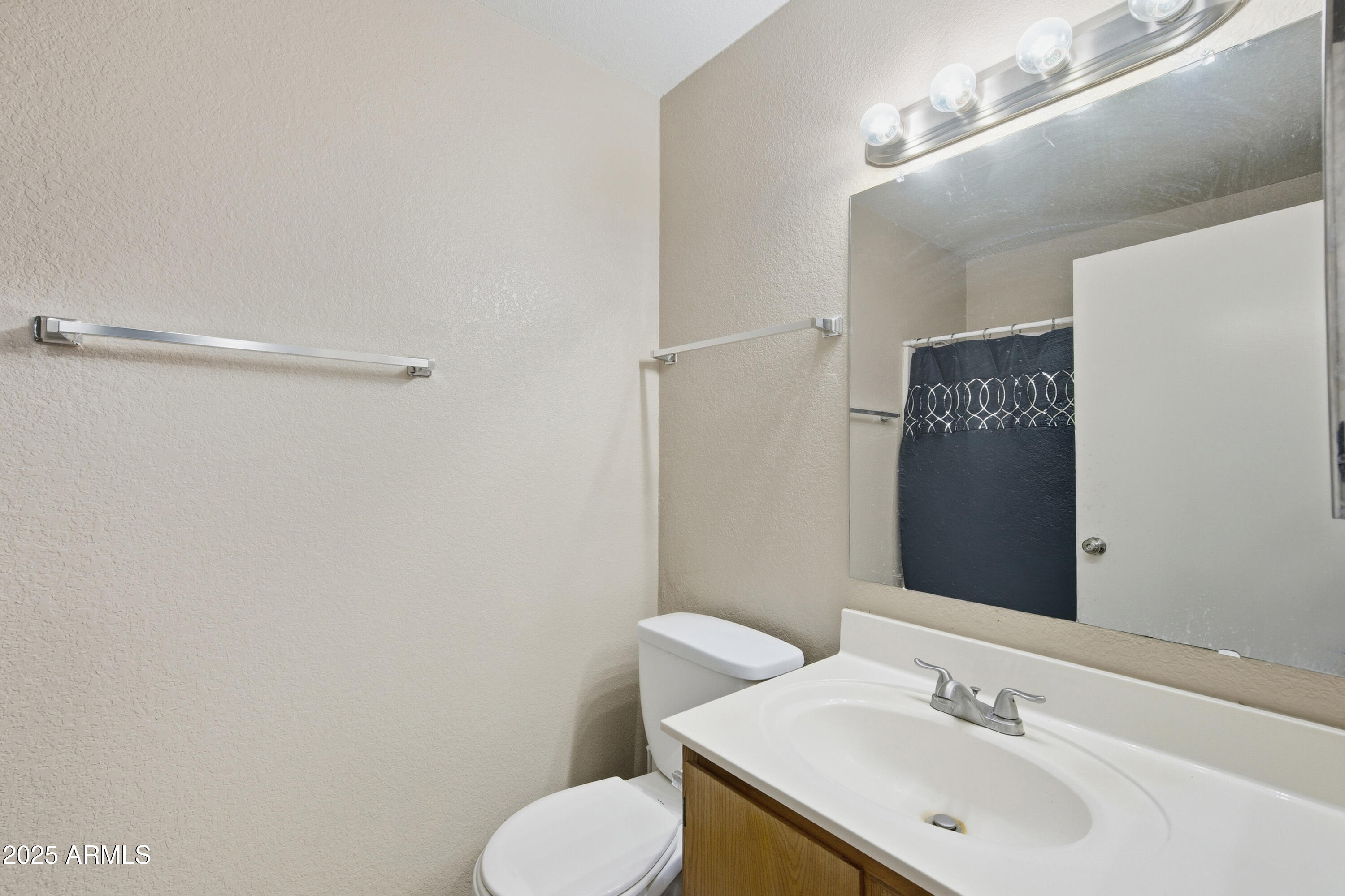 4242 N 69th Lane, 1333