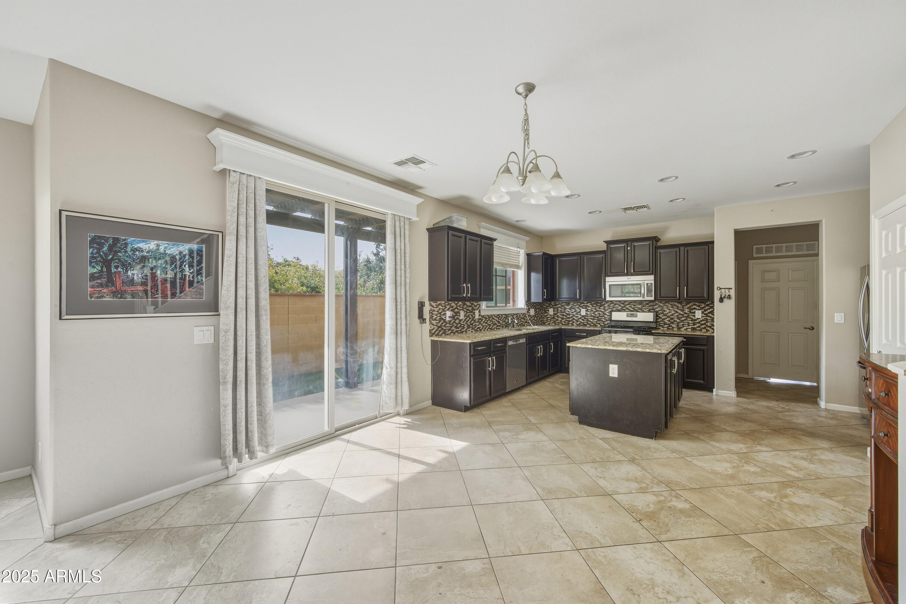 15141 W ALEXANDRIA Way